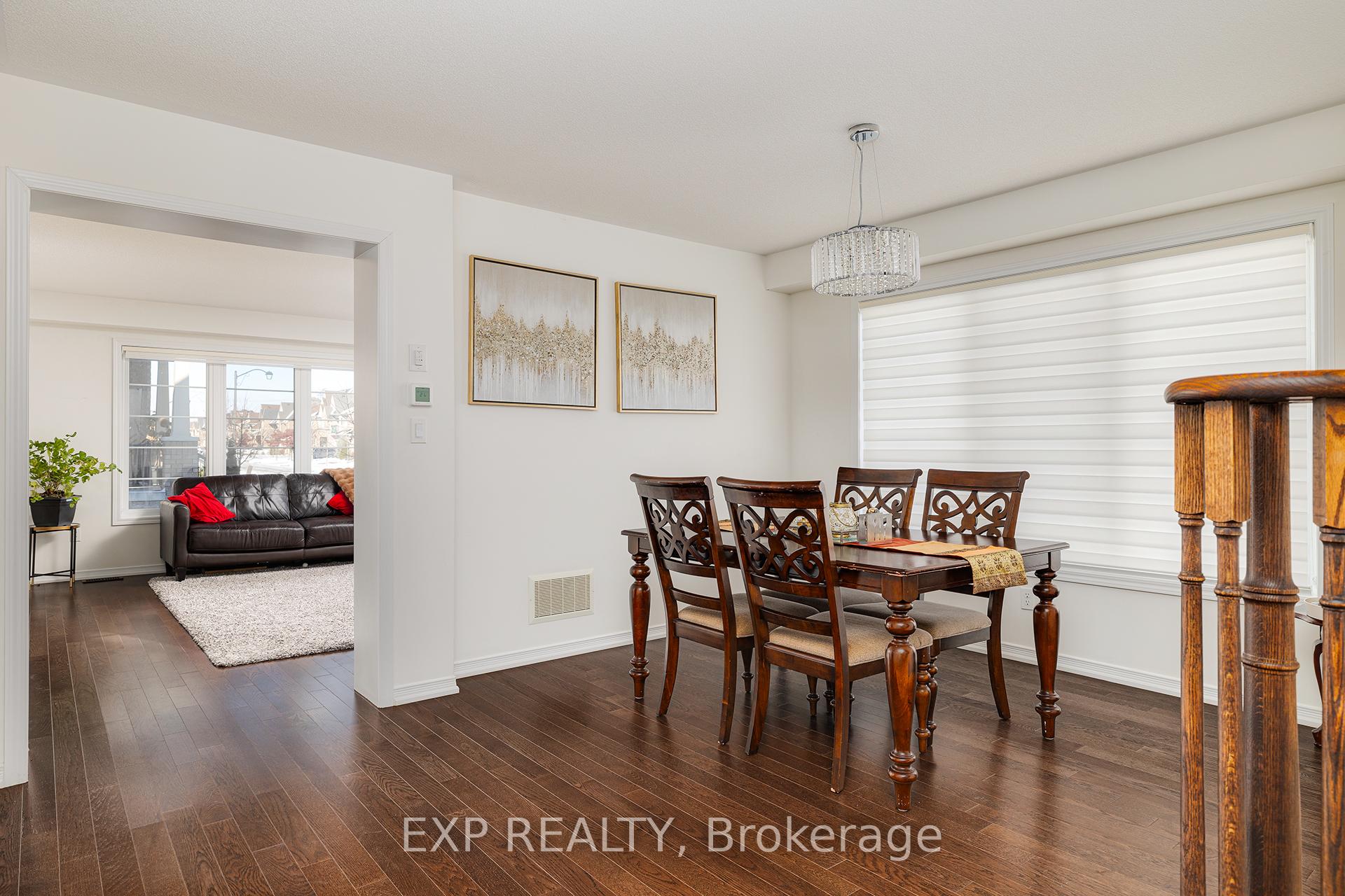 Photo 7 of 2344 Equestrian Crescent, Oshawa, Windfields — HOMEH