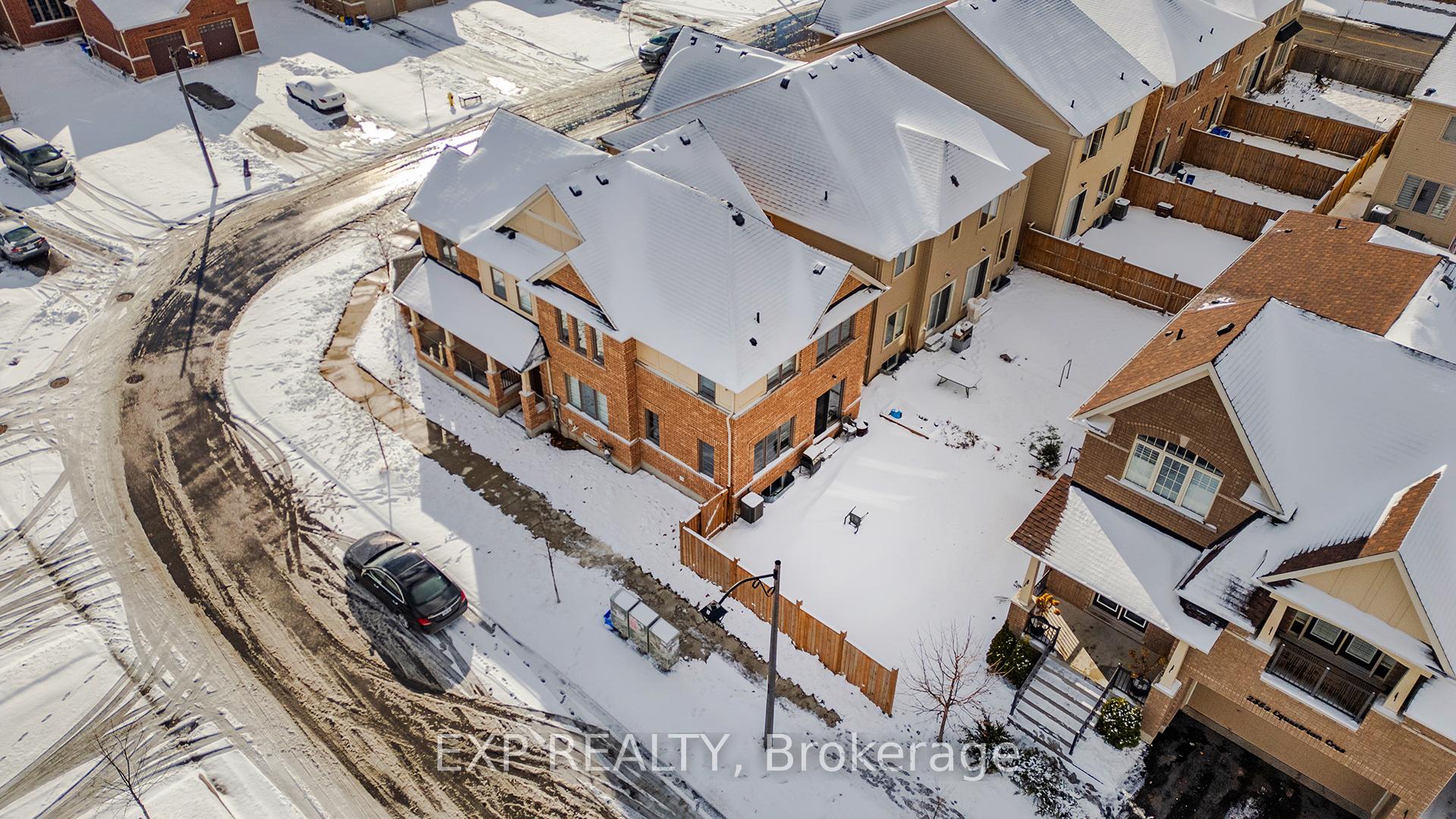 Photo 27 of 2344 Equestrian Crescent, Oshawa, Windfields — HOMEH
