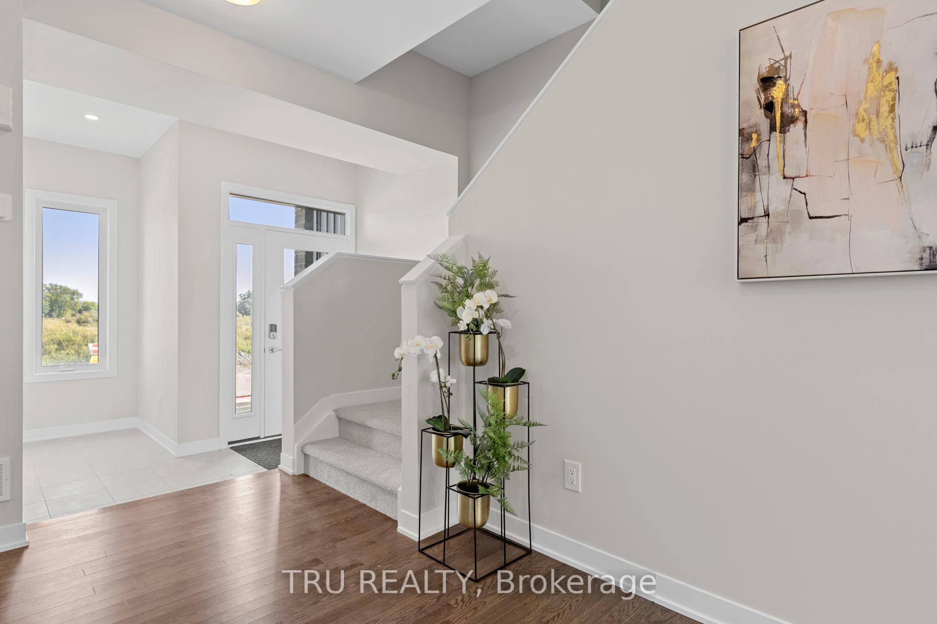 Photo 7 of 398 Peninsula Road, Ottawa, Barrhaven - Heritage Park — HOMEH