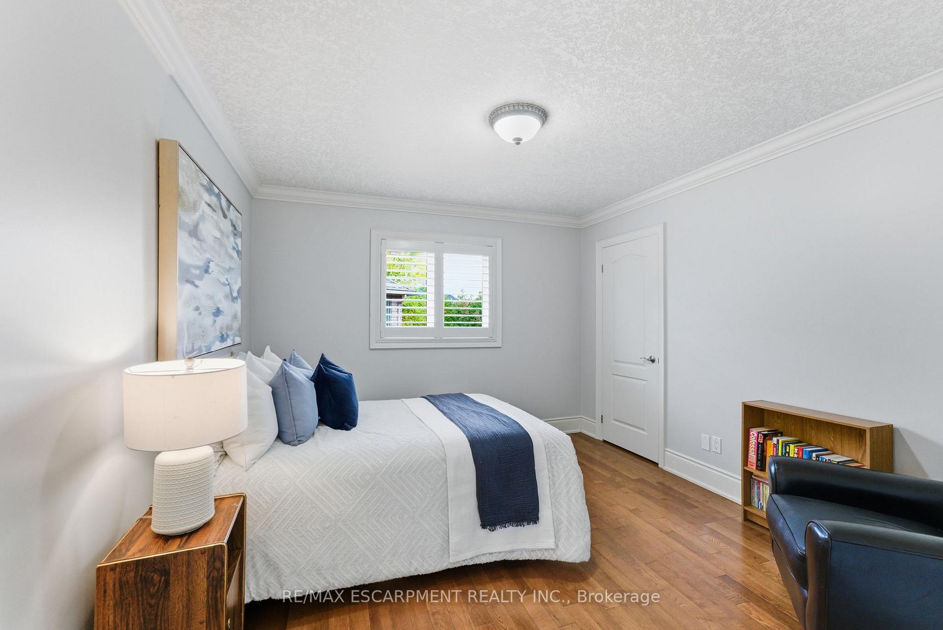Photo 23 of 79 Commando Court, Hamilton, Waterdown — HOMEH