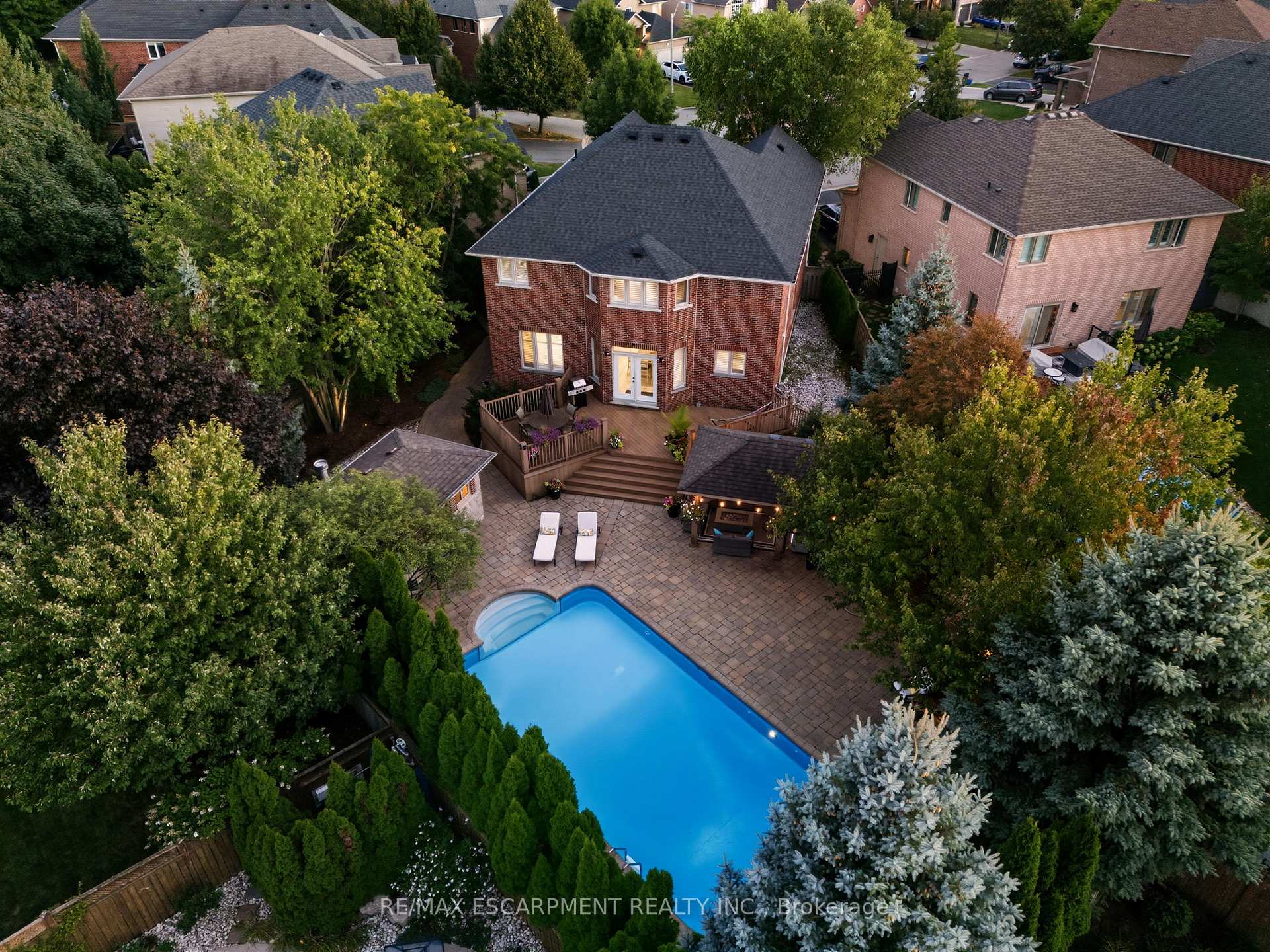 Photo 41 of 79 Commando Court, Hamilton, Waterdown — HOMEH