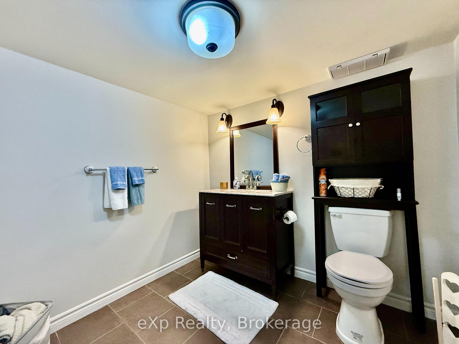 Photo 12 of 410 Cayley Street, Brockton — HOMEH