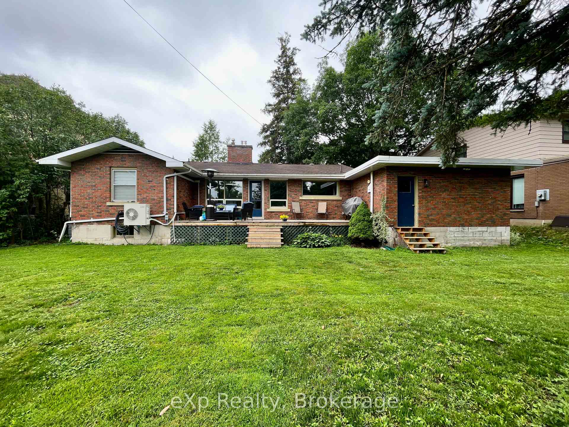 Photo 21 of 410 Cayley Street, Brockton — HOMEH