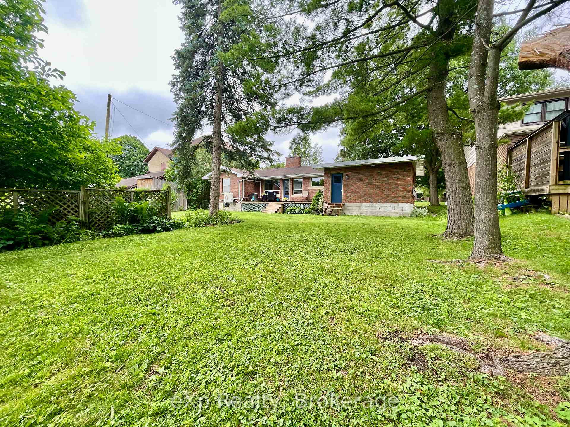 Photo 22 of 410 Cayley Street, Brockton — HOMEH