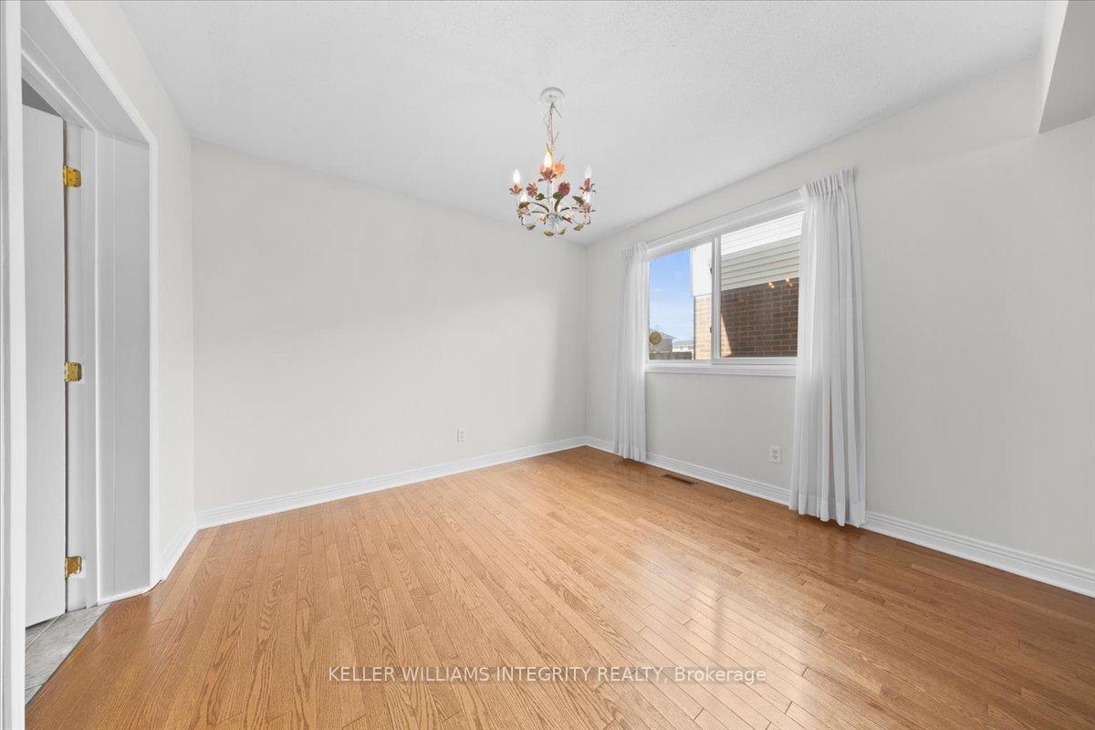Photo 32 of 38 Thare Crescent, Ottawa, Barrhaven - Knollsbrook — HOMEH