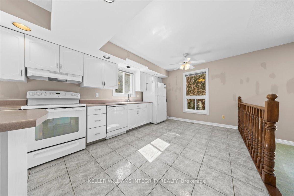 Photo 34 of 38 Thare Crescent, Ottawa, Barrhaven - Knollsbrook — HOMEH