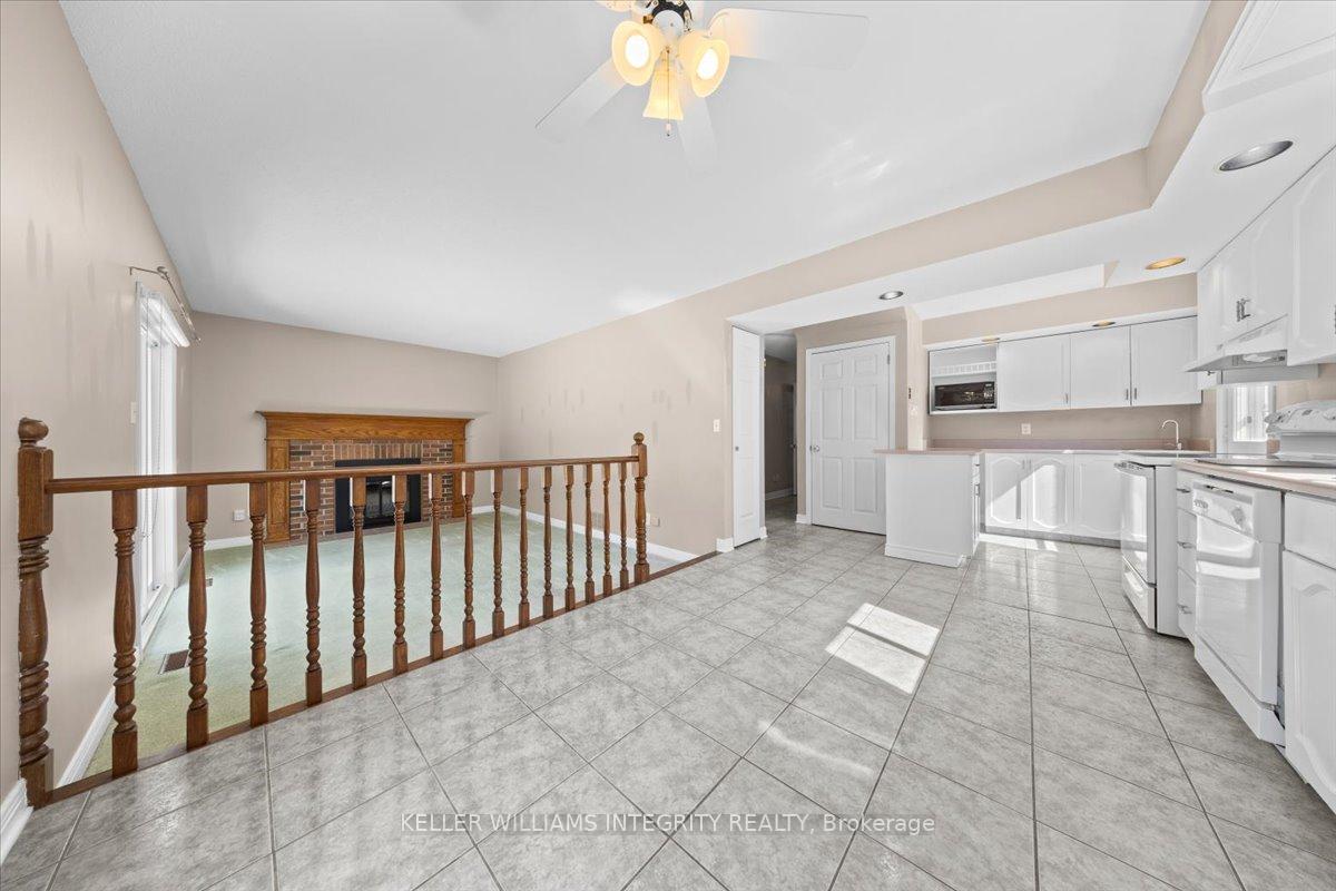 Photo 37 of 38 Thare Crescent, Ottawa, Barrhaven - Knollsbrook — HOMEH