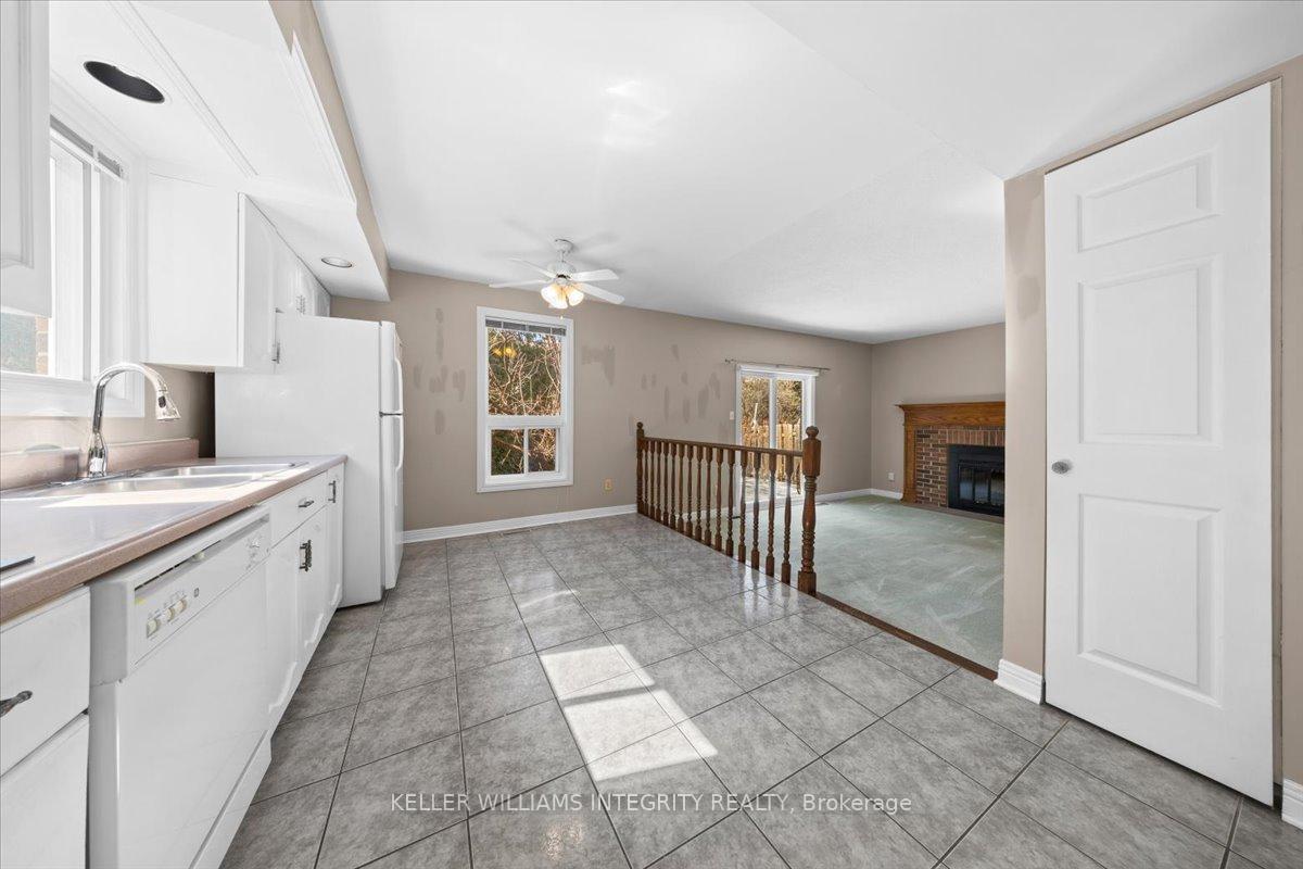 Photo 59 of 38 Thare Crescent, Ottawa, Barrhaven - Knollsbrook — HOMEH