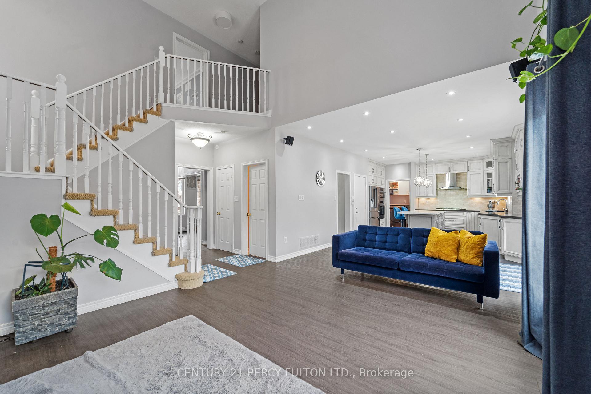 Photo 9 of 25 Kingham Avenue, Ajax, South East — HOMEH