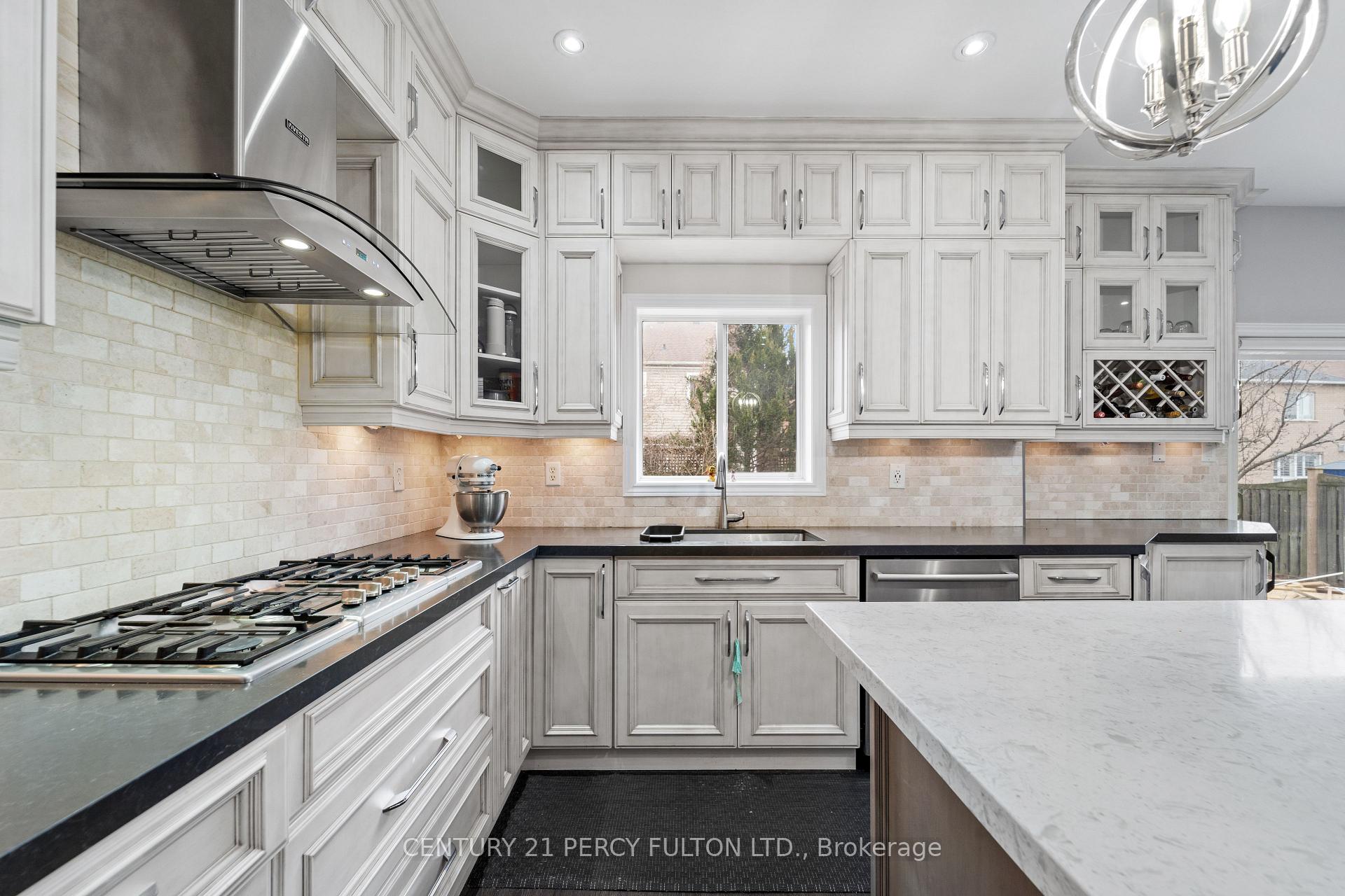 Photo 15 of 25 Kingham Avenue, Ajax, South East — HOMEH