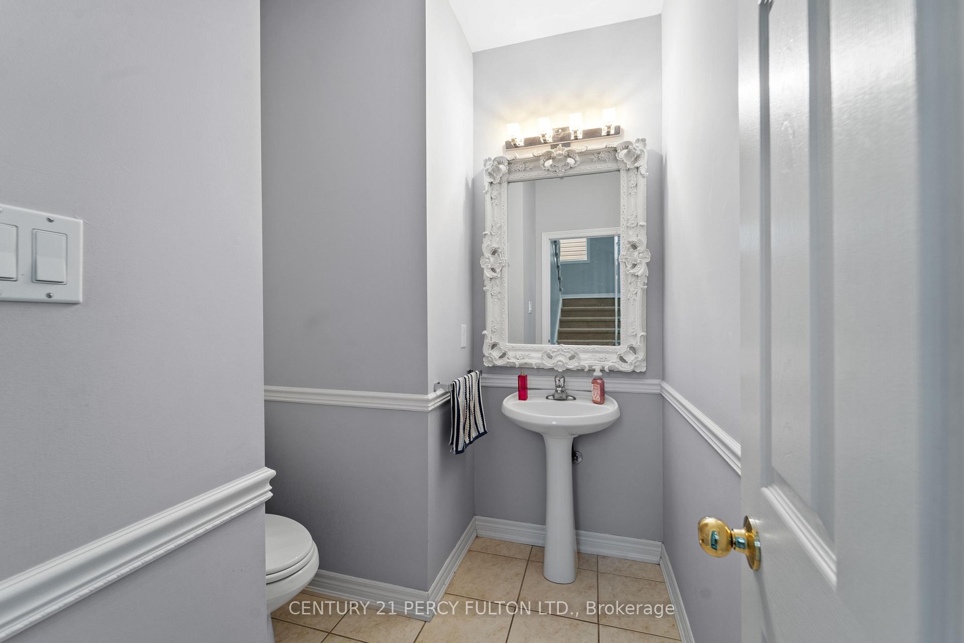Photo 14 of 25 Kingham Avenue, Ajax, South East — HOMEH