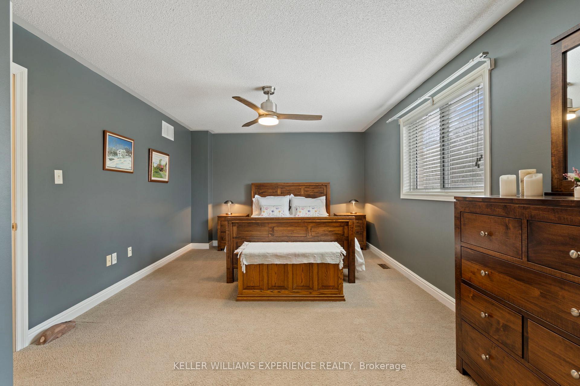 Photo 35 of 61 Grant's Way, Barrie, Ardagh — HOMEH