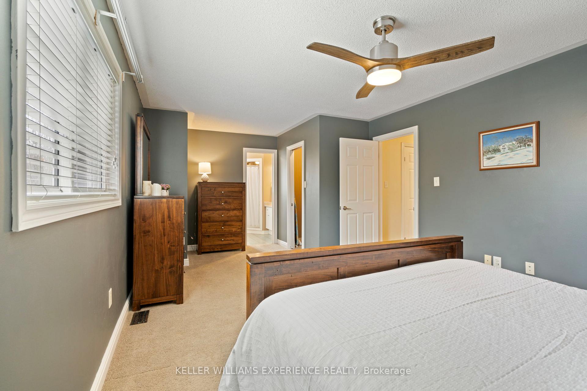Photo 36 of 61 Grant's Way, Barrie, Ardagh — HOMEH