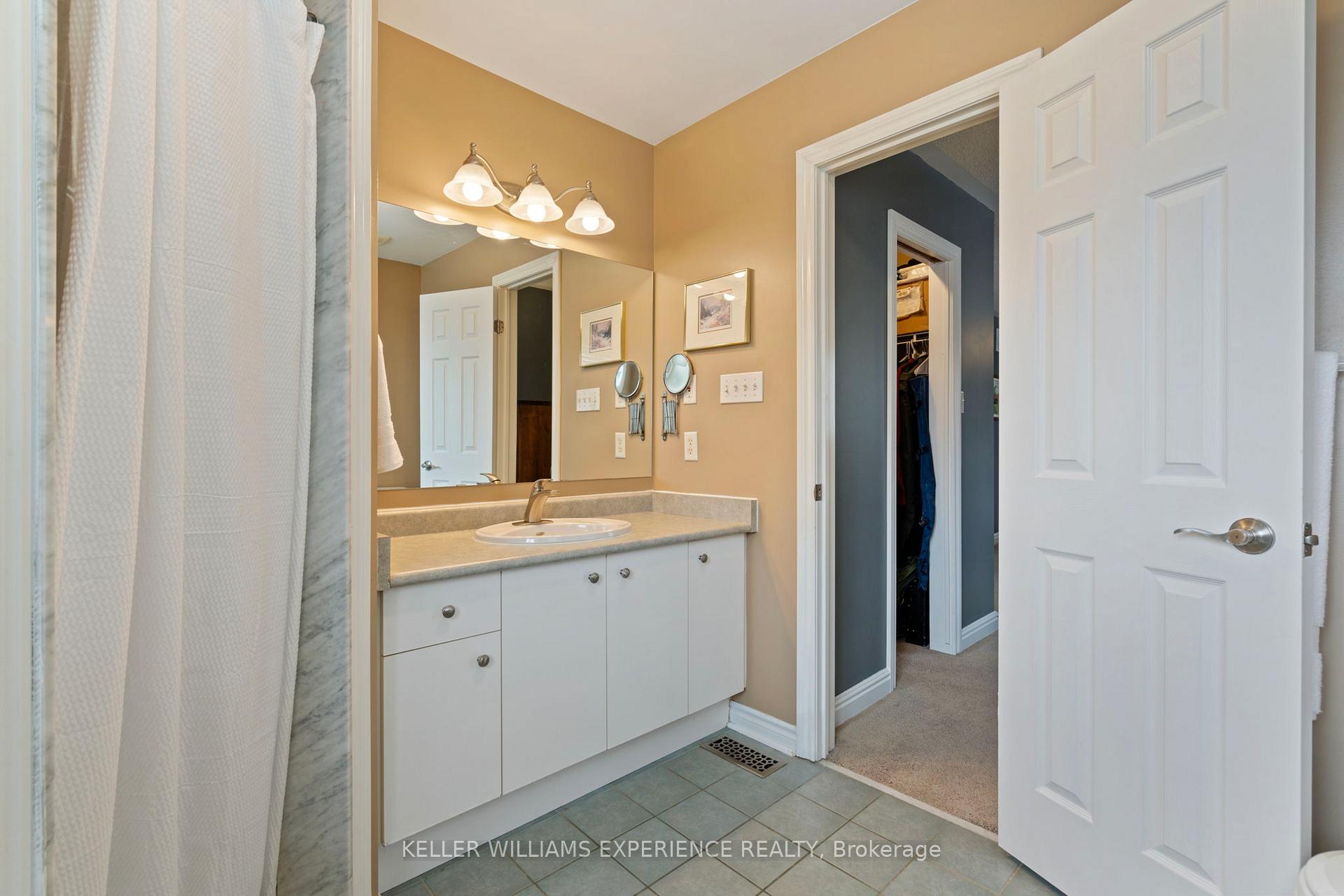 Photo 38 of 61 Grant's Way, Barrie, Ardagh — HOMEH