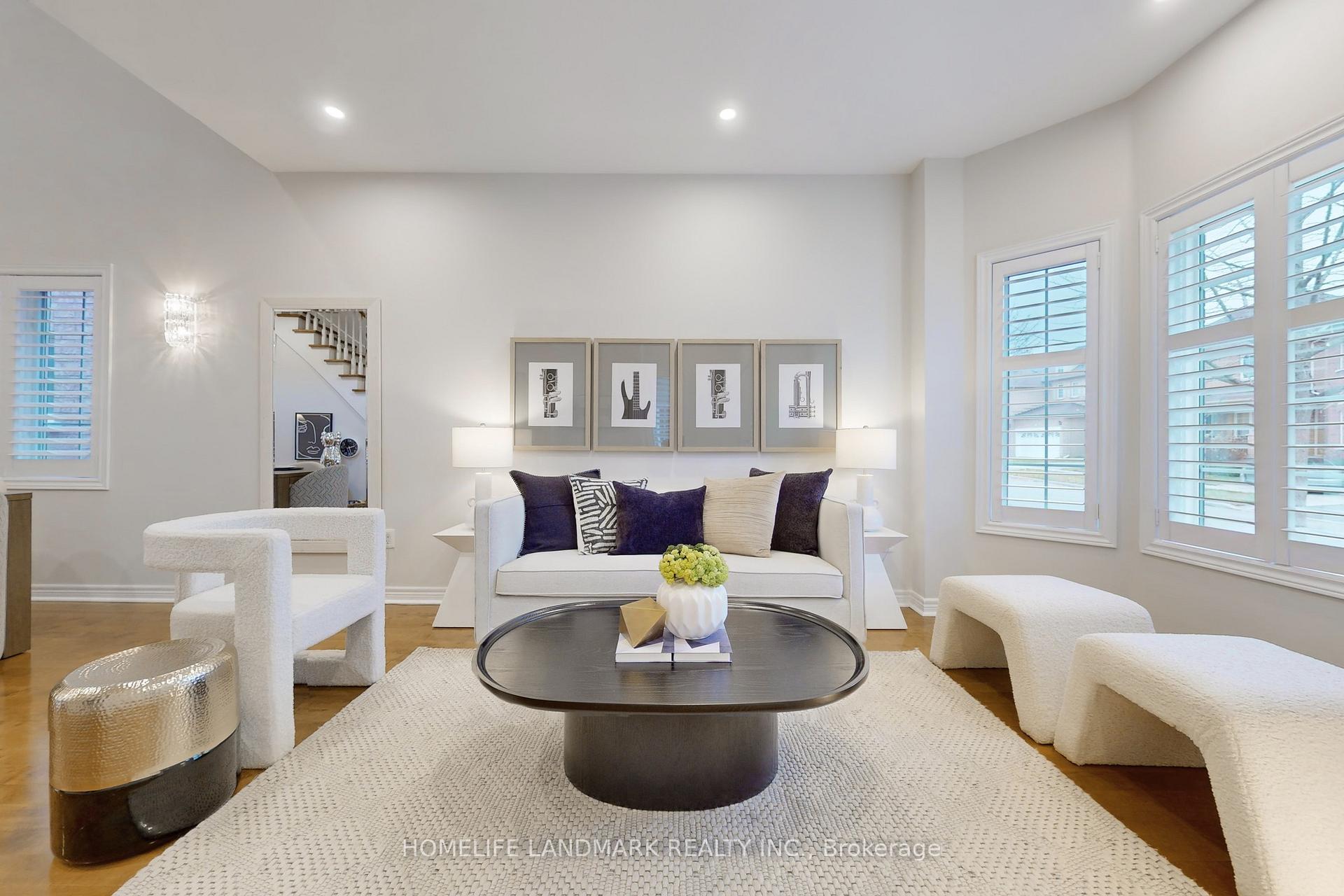 Photo 4 of 27 Navarre Street, Richmond Hill, Langstaff — HOMEH