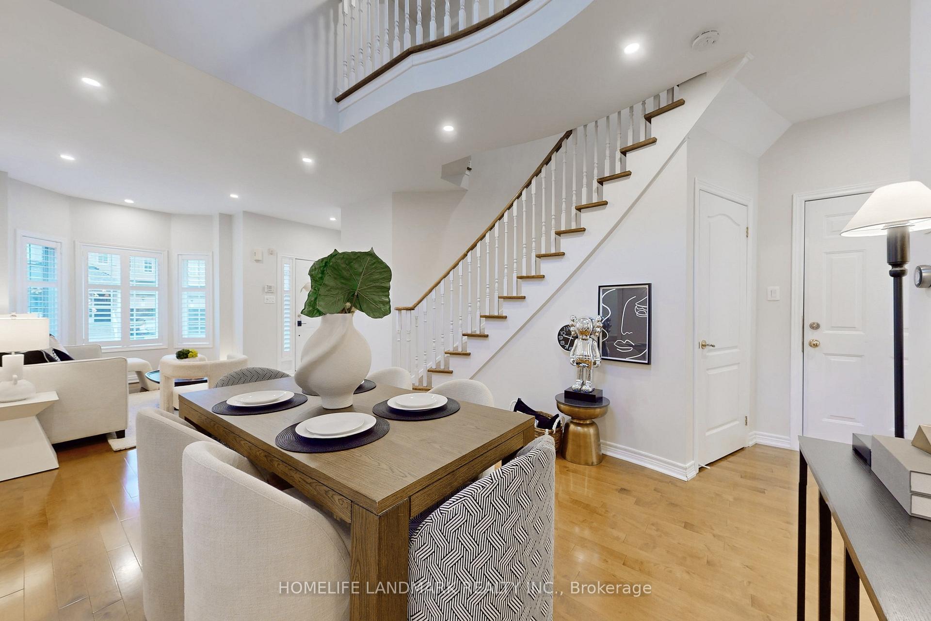 Photo 7 of 27 Navarre Street, Richmond Hill, Langstaff — HOMEH