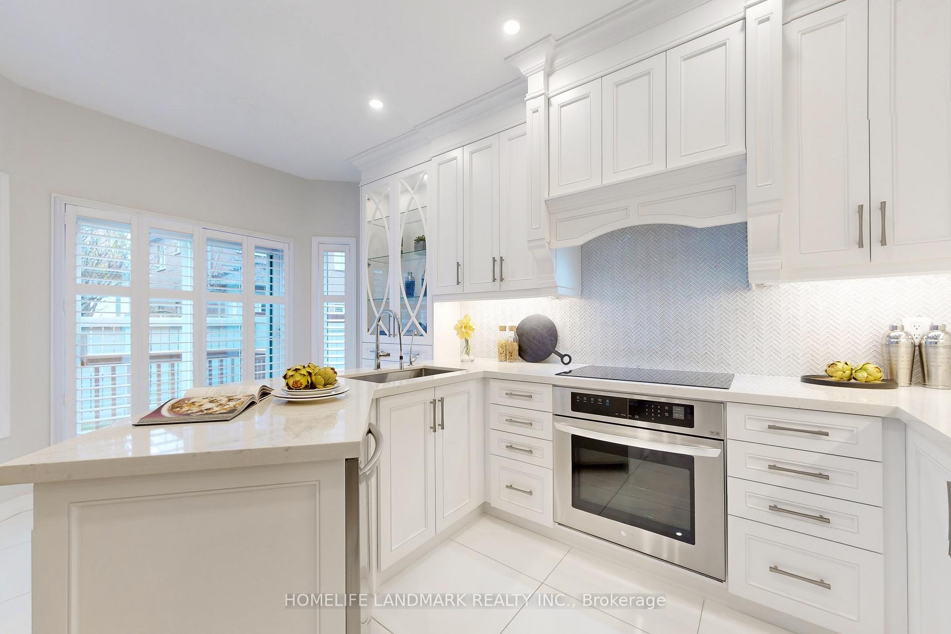 Photo 11 of 27 Navarre Street, Richmond Hill, Langstaff — HOMEH