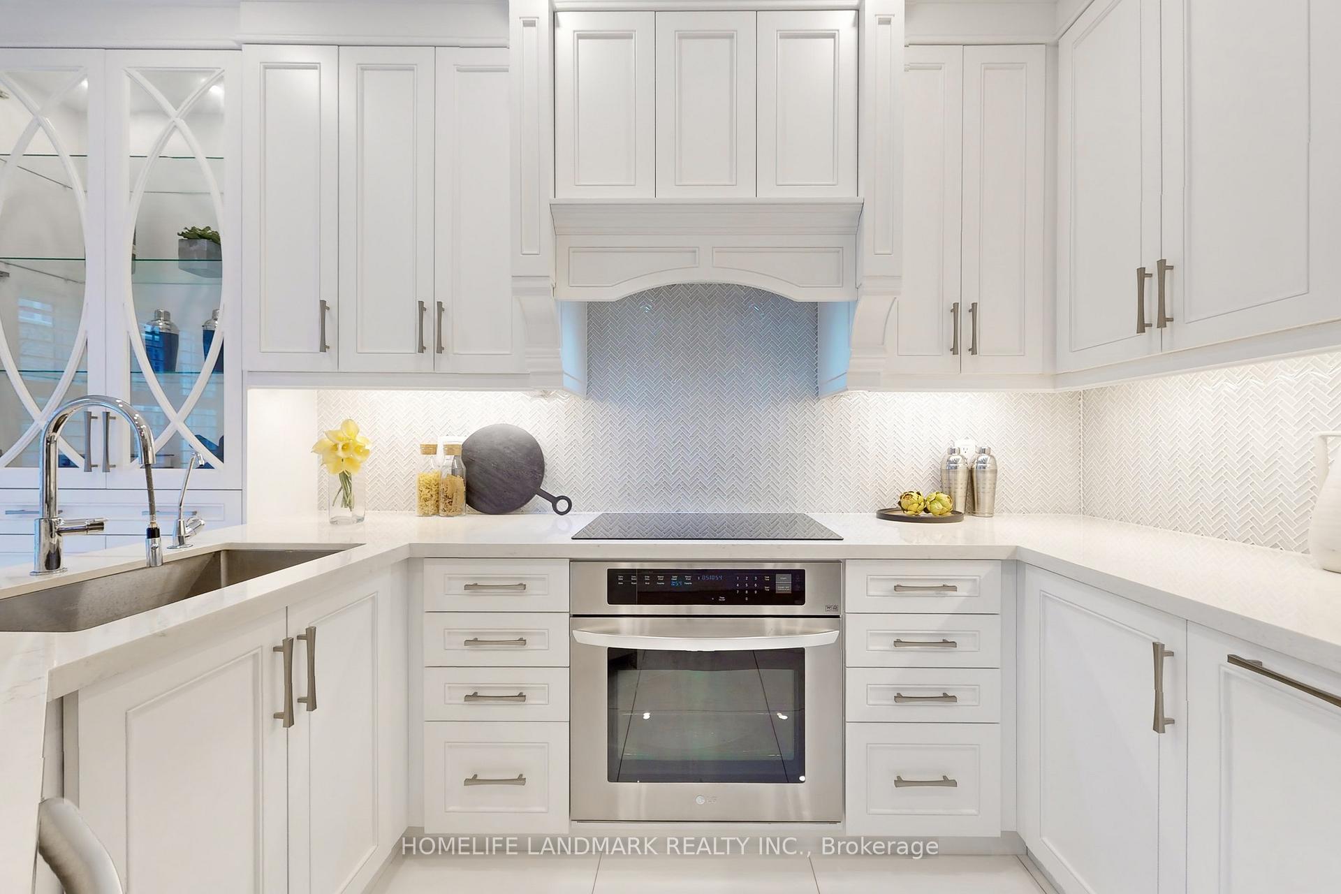 Photo 14 of 27 Navarre Street, Richmond Hill, Langstaff — HOMEH