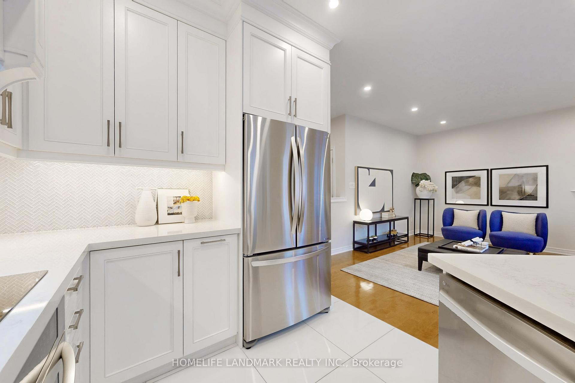 Photo 15 of 27 Navarre Street, Richmond Hill, Langstaff — HOMEH