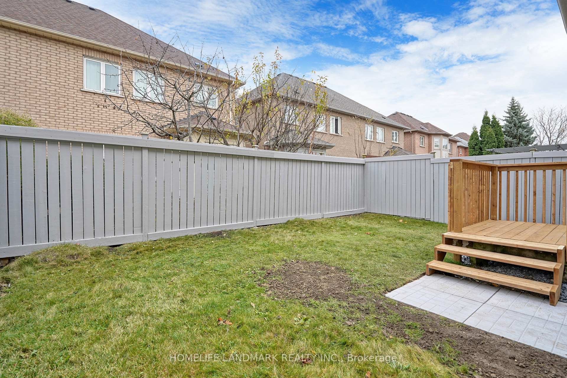 Photo 37 of 27 Navarre Street, Richmond Hill, Langstaff — HOMEH