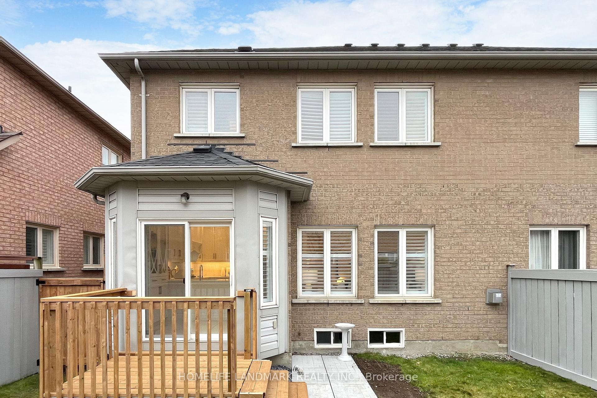 Photo 39 of 27 Navarre Street, Richmond Hill, Langstaff — HOMEH