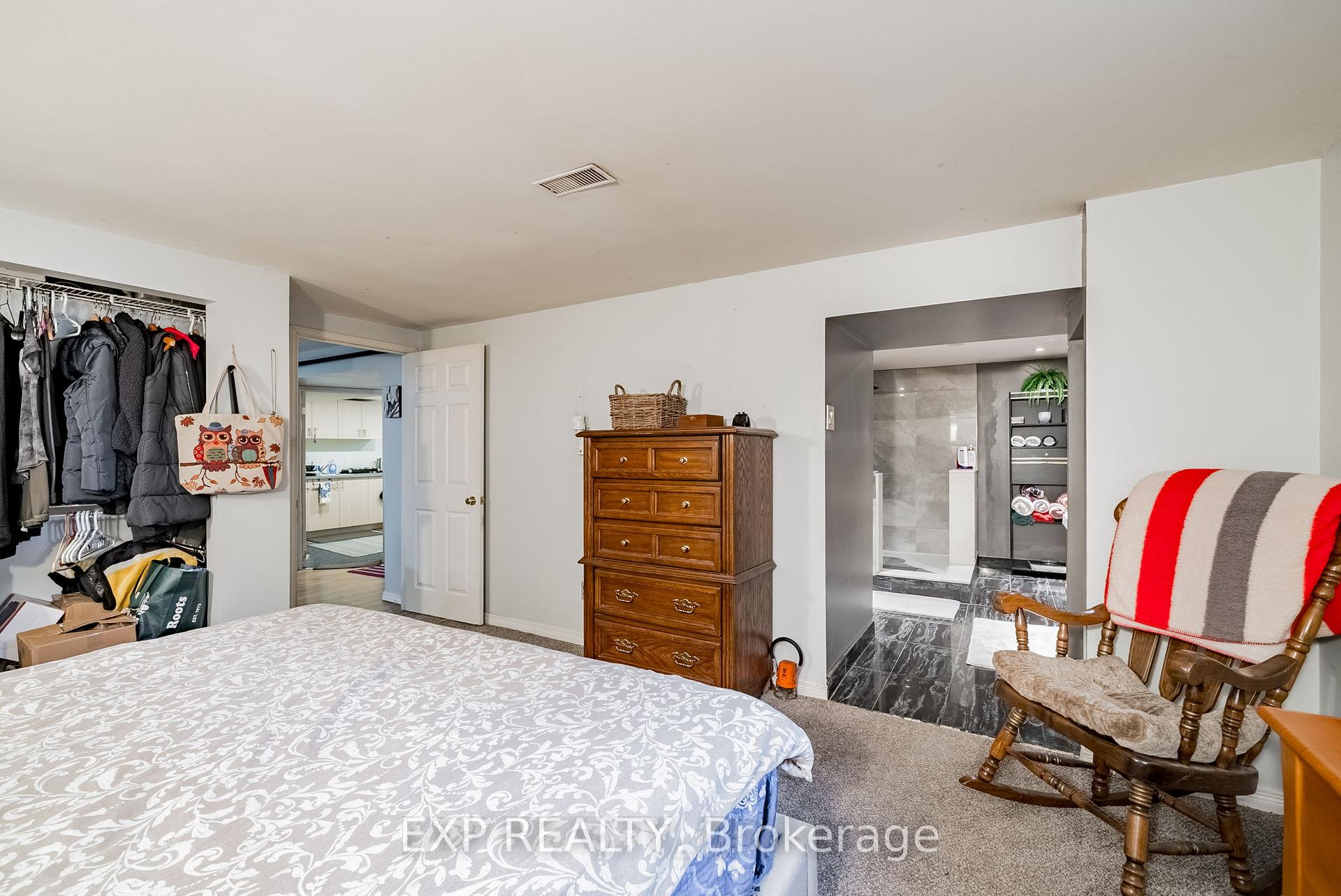 Photo 20 of 657 Lakeview Avenue, Oshawa, Lakeview — HOMEH