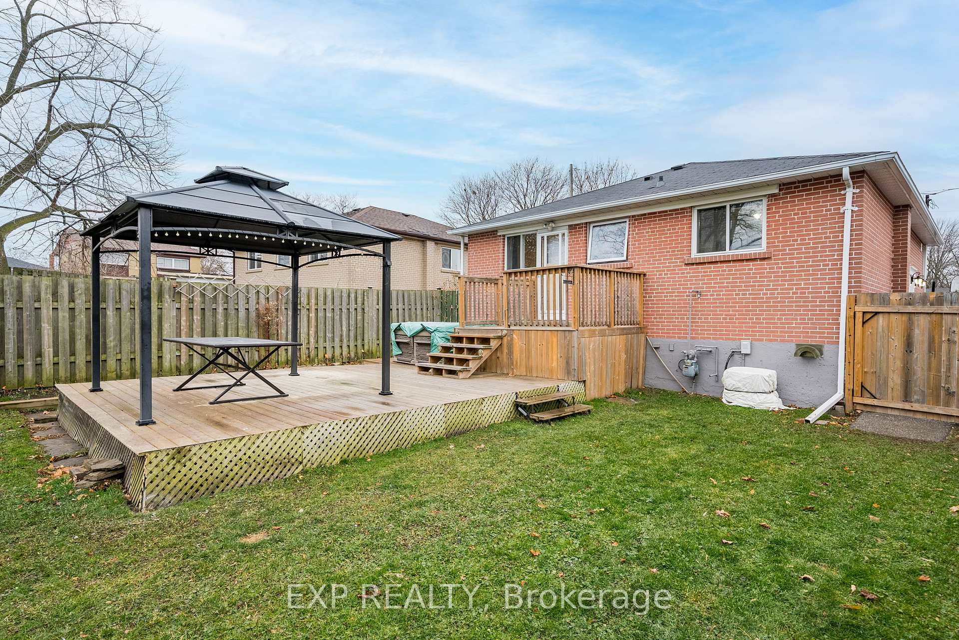 Photo 22 of 657 Lakeview Avenue, Oshawa, Lakeview — HOMEH