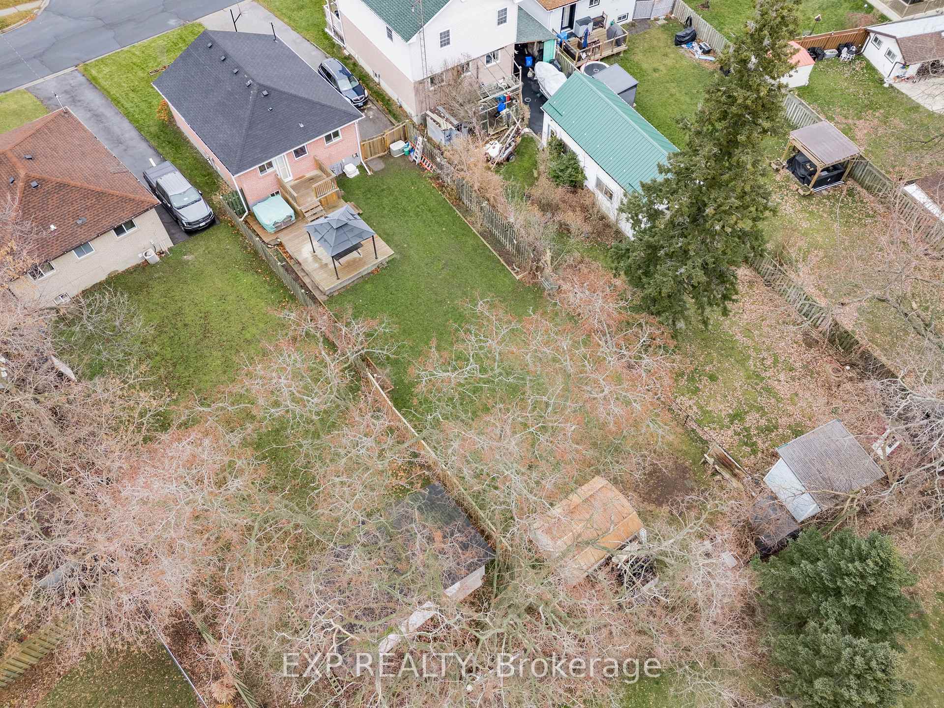 Photo 25 of 657 Lakeview Avenue, Oshawa, Lakeview — HOMEH