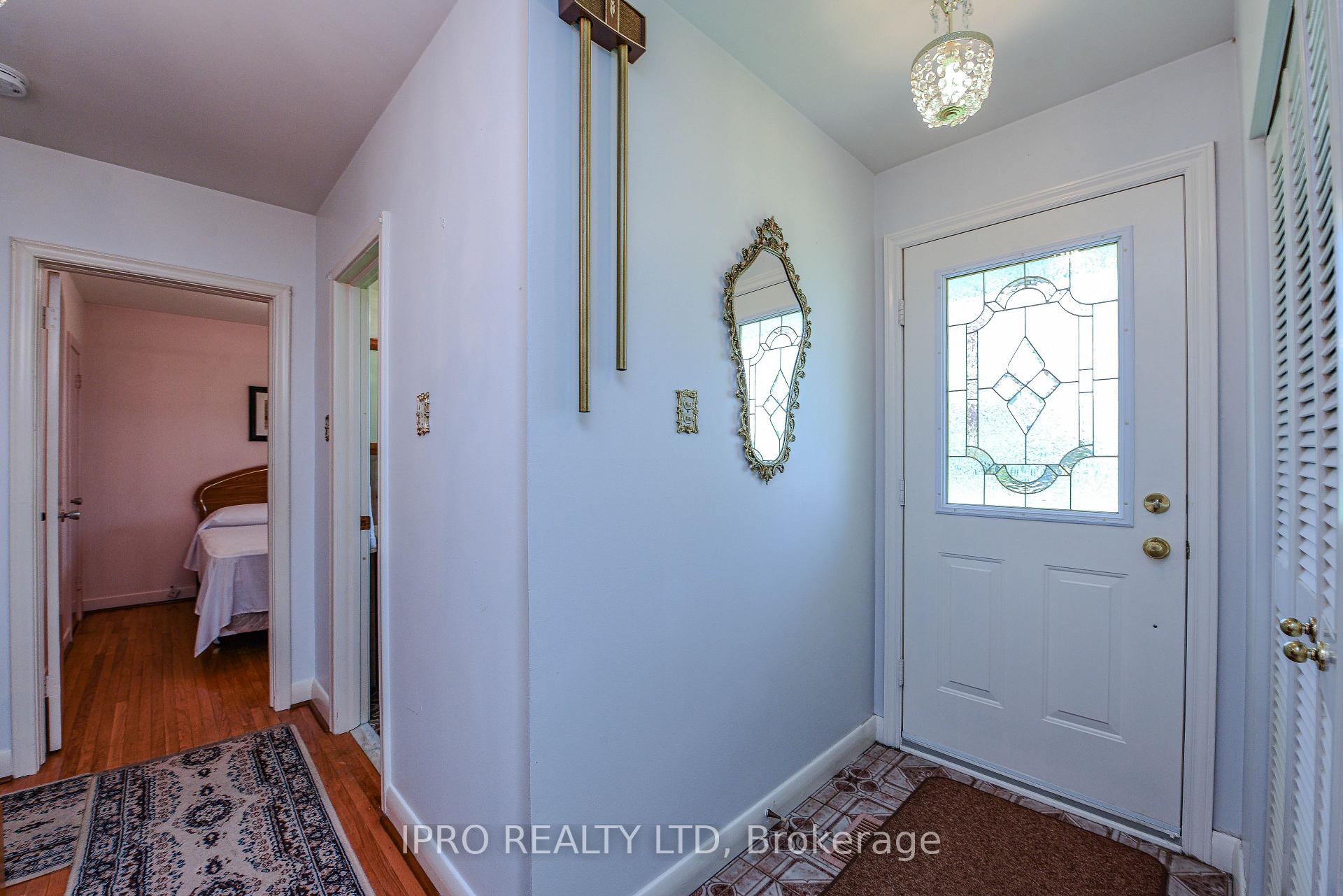 Photo 3 of 13 Morpeth Road, Brampton, Brampton East — HOMEH