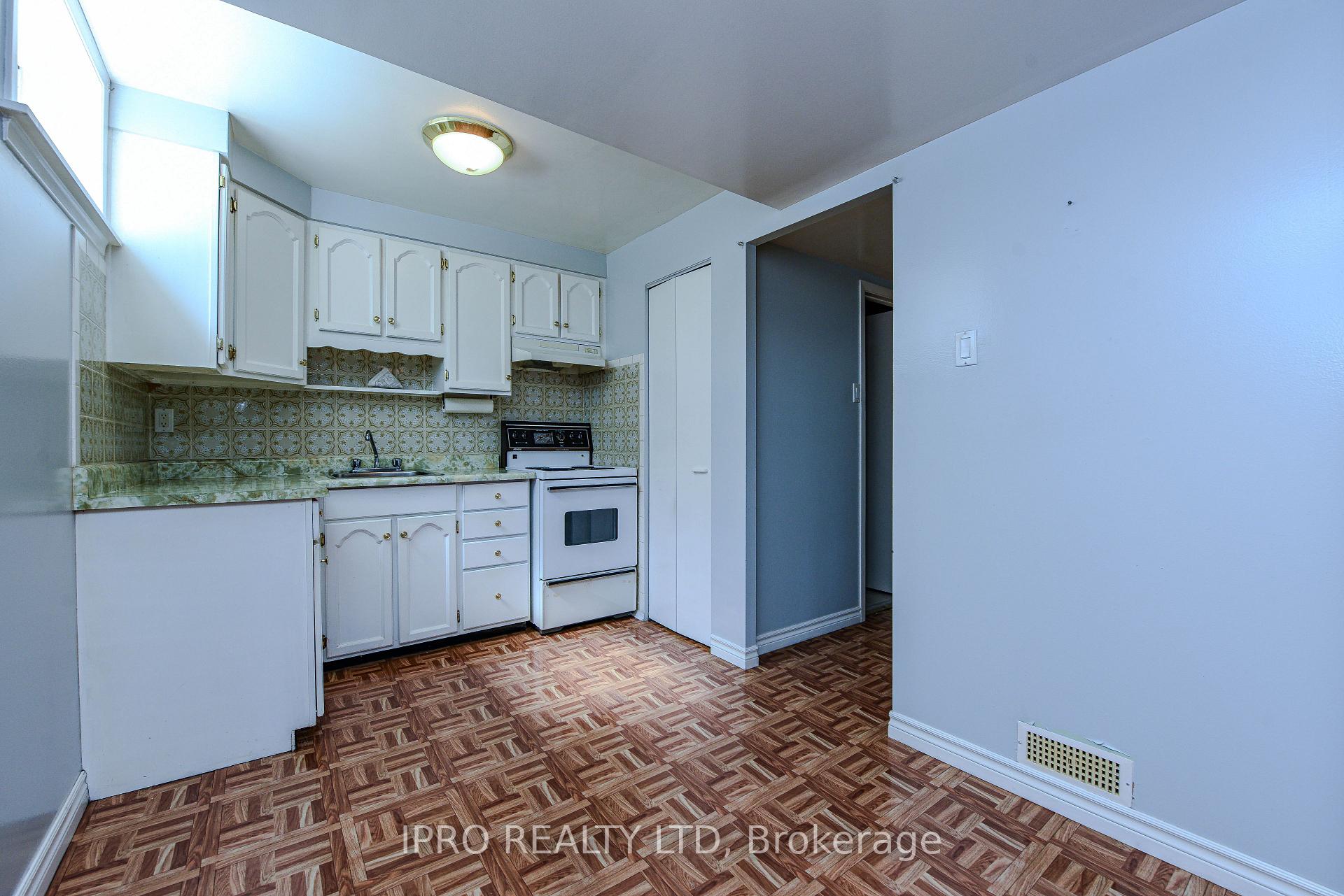 Photo 39 of 13 Morpeth Road, Brampton, Brampton East — HOMEH