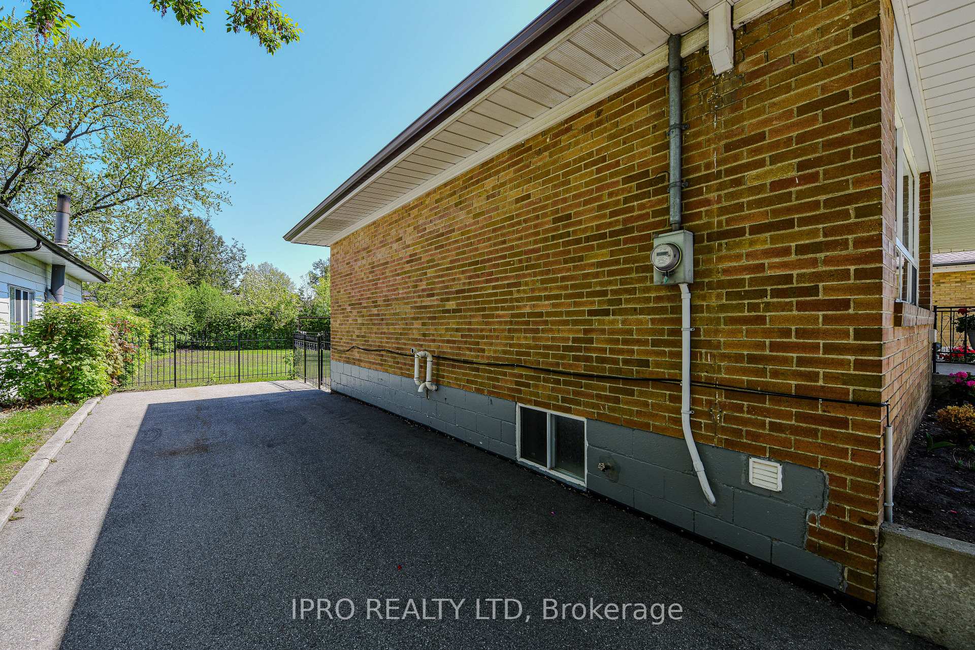 Photo 50 of 13 Morpeth Road, Brampton, Brampton East — HOMEH