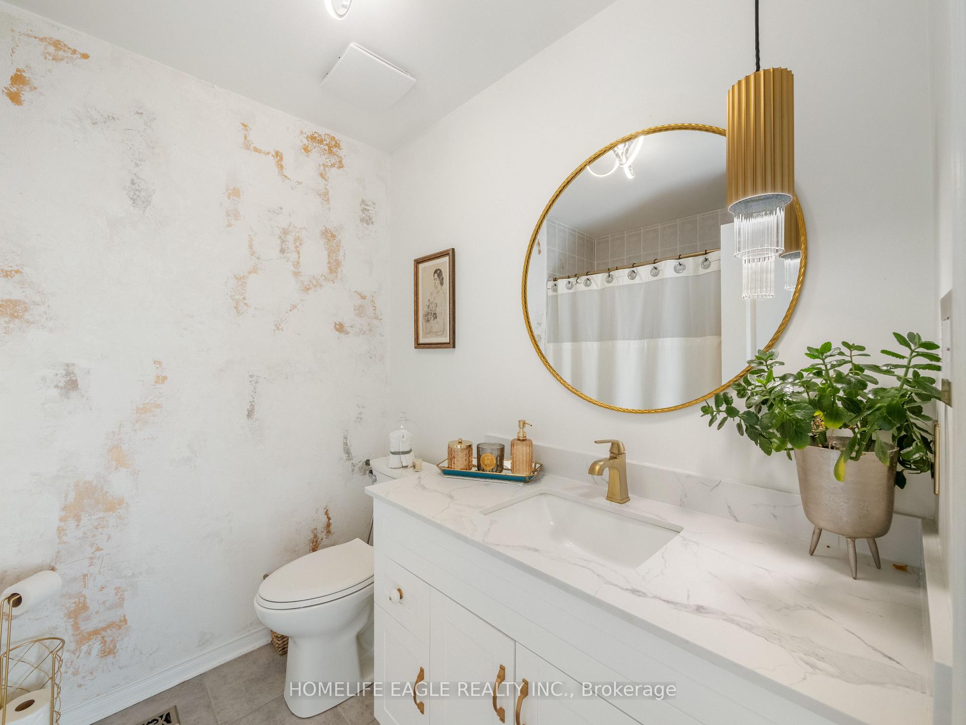 Photo 16 of 39 Walkview Crescent, Richmond Hill, Oak Ridges — HOMEH