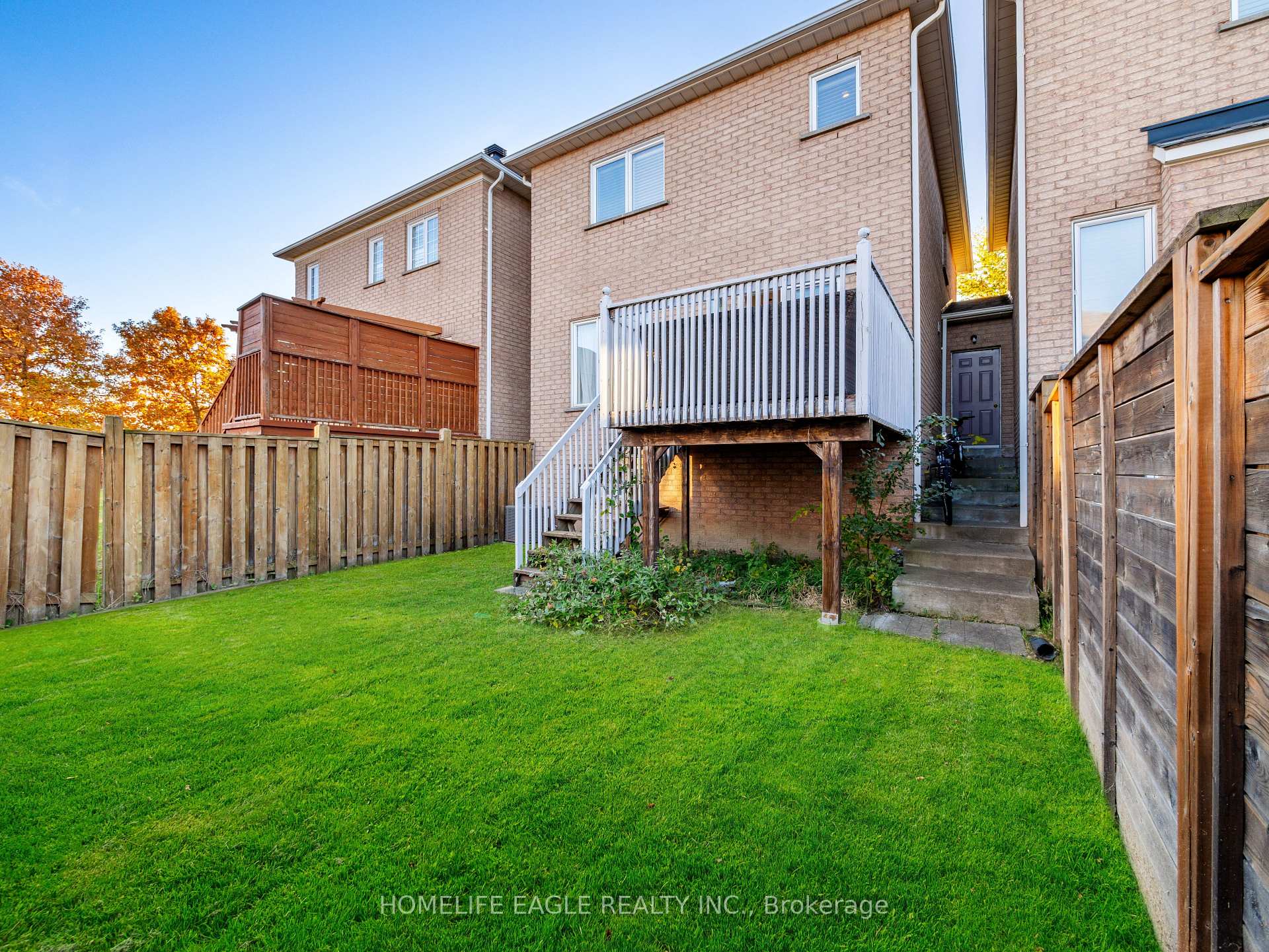 Photo 21 of 39 Walkview Crescent, Richmond Hill, Oak Ridges — HOMEH