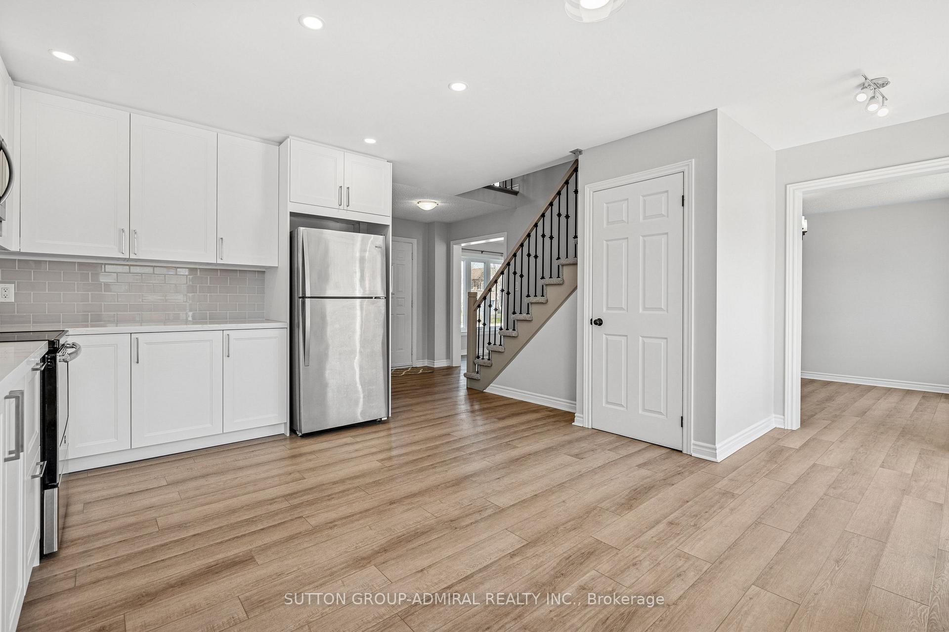 Photo 14 of 103 Country Lane, Barrie, Painswick South — HOMEH