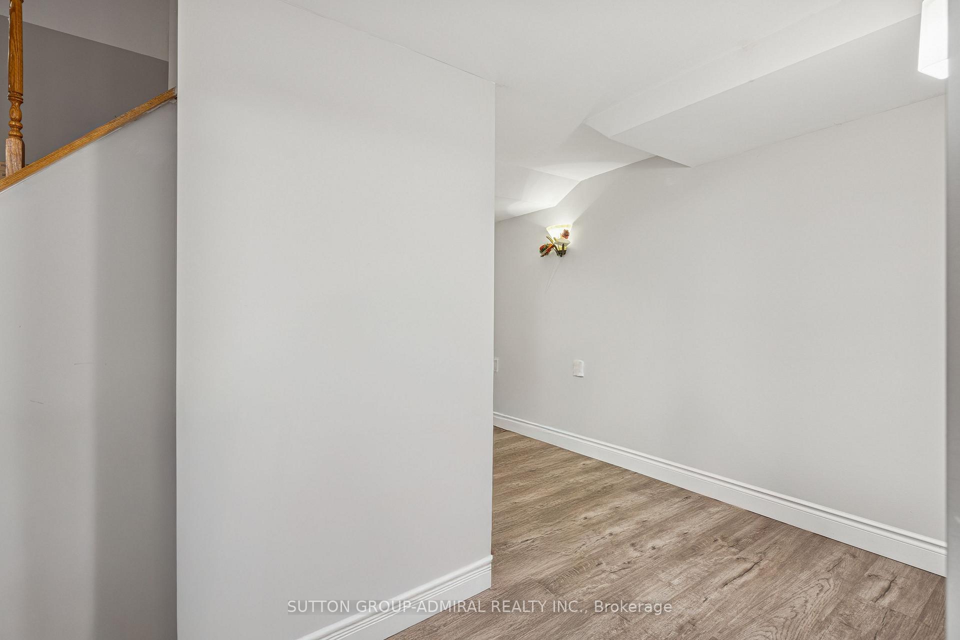 Photo 34 of 103 Country Lane, Barrie, Painswick South — HOMEH