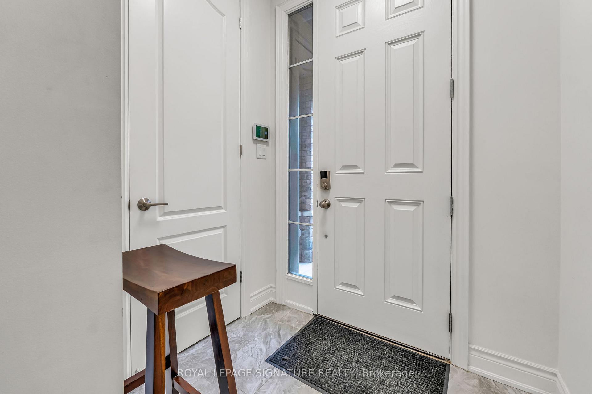 Photo 5 of 8 Gruenwald Gate, Brampton, Bram West — HOMEH