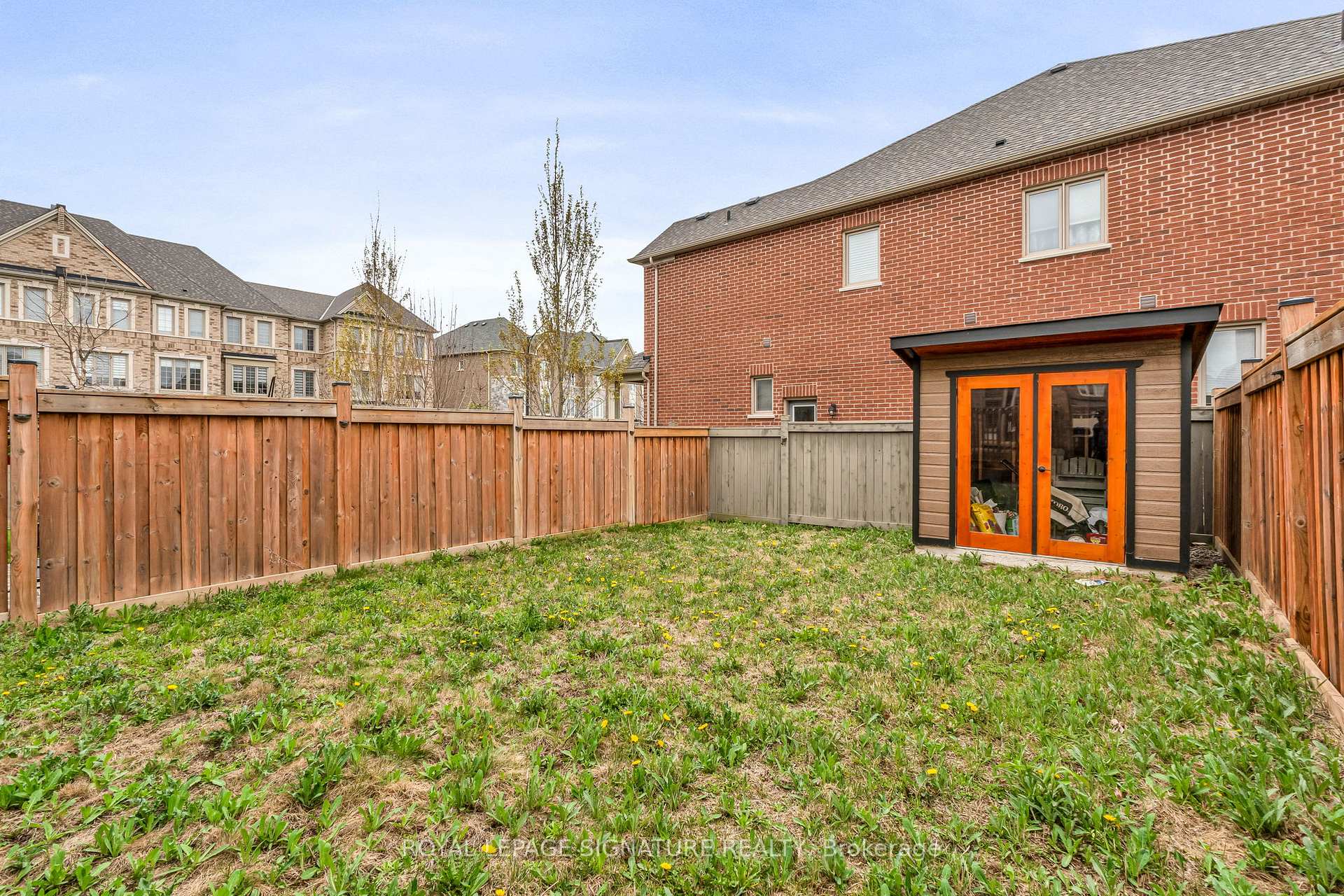 Photo 45 of 8 Gruenwald Gate, Brampton, Bram West — HOMEH