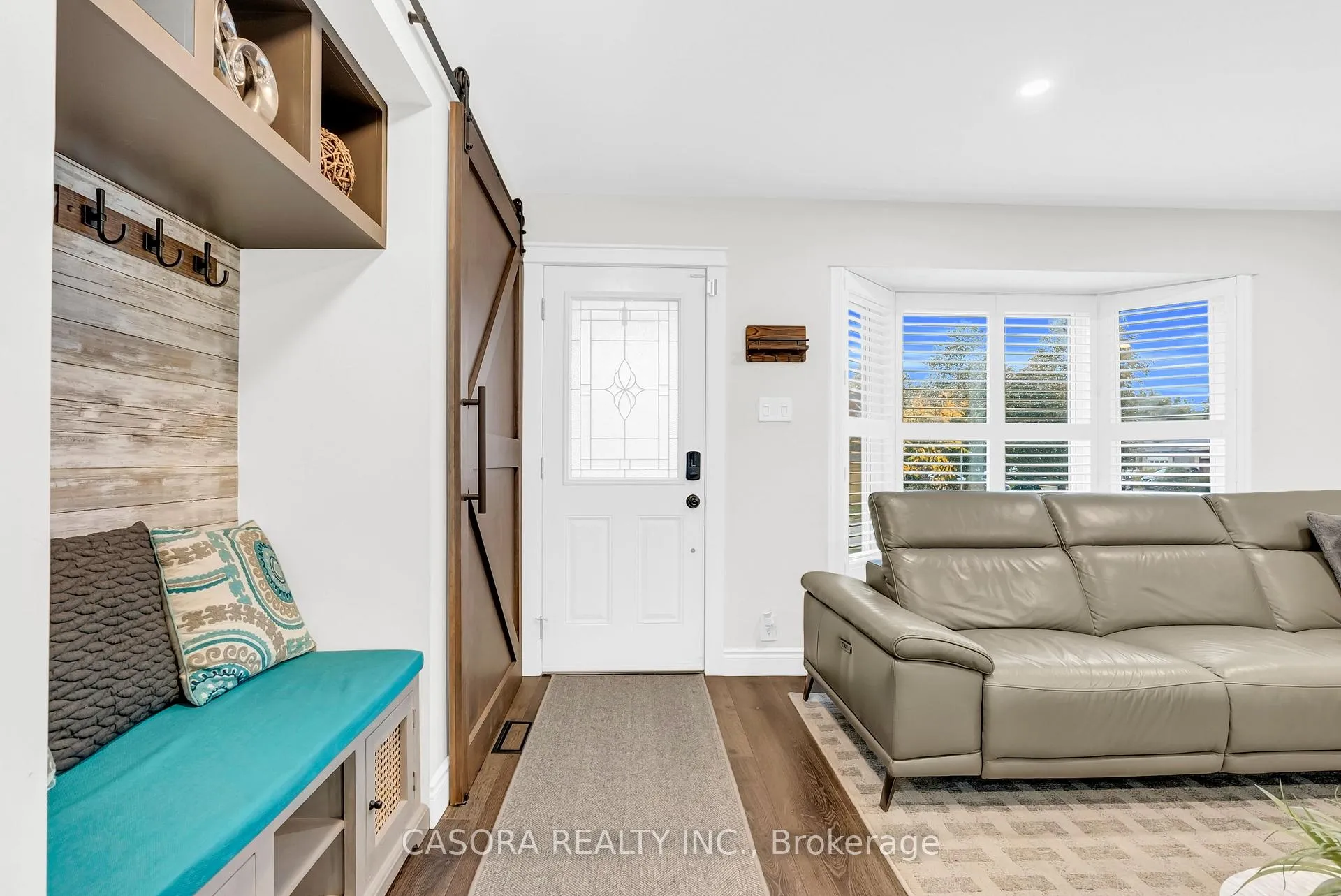 Photo 7 of 42 Sutton Court, Hamilton, Stoney Creek Mountain — HOMEH