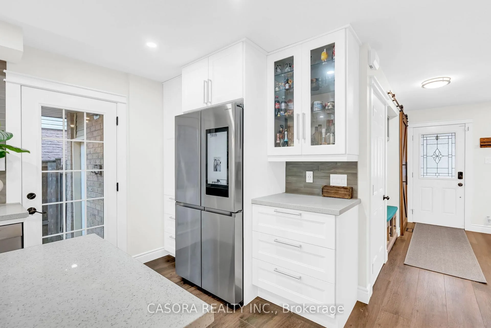 Photo 18 of 42 Sutton Court, Hamilton, Stoney Creek Mountain — HOMEH