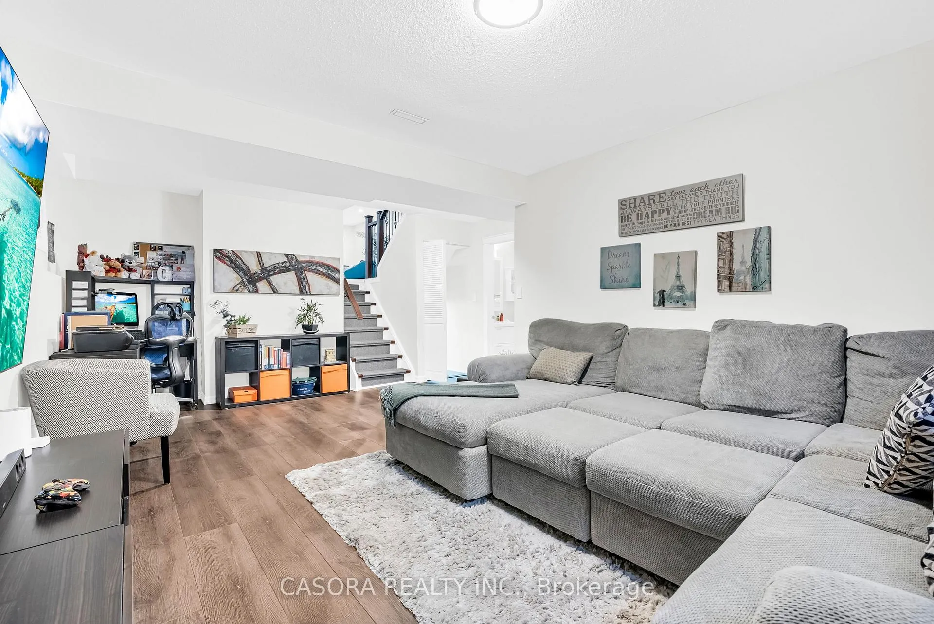 Photo 27 of 42 Sutton Court, Hamilton, Stoney Creek Mountain — HOMEH