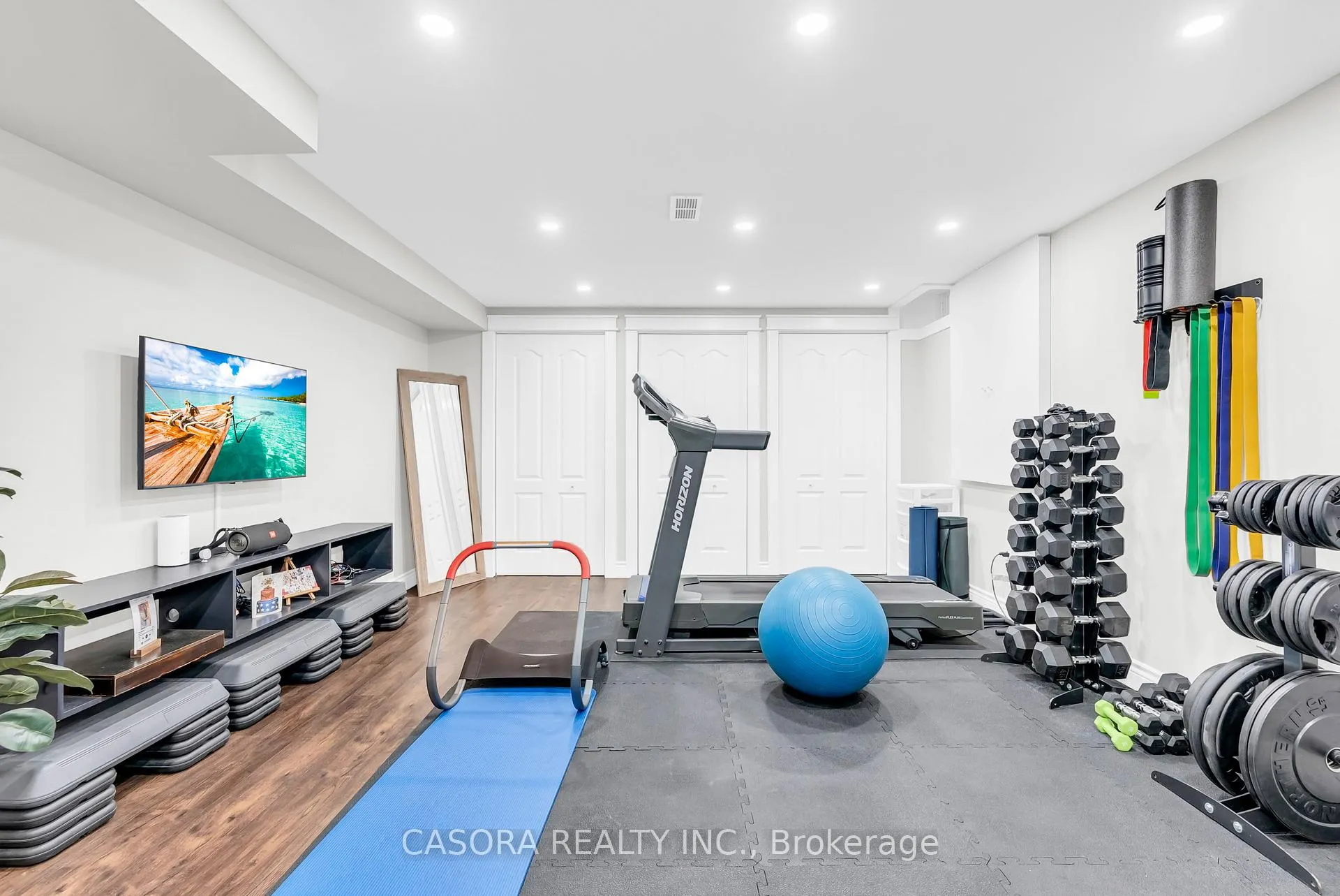 Photo 32 of 42 Sutton Court, Hamilton, Stoney Creek Mountain — HOMEH