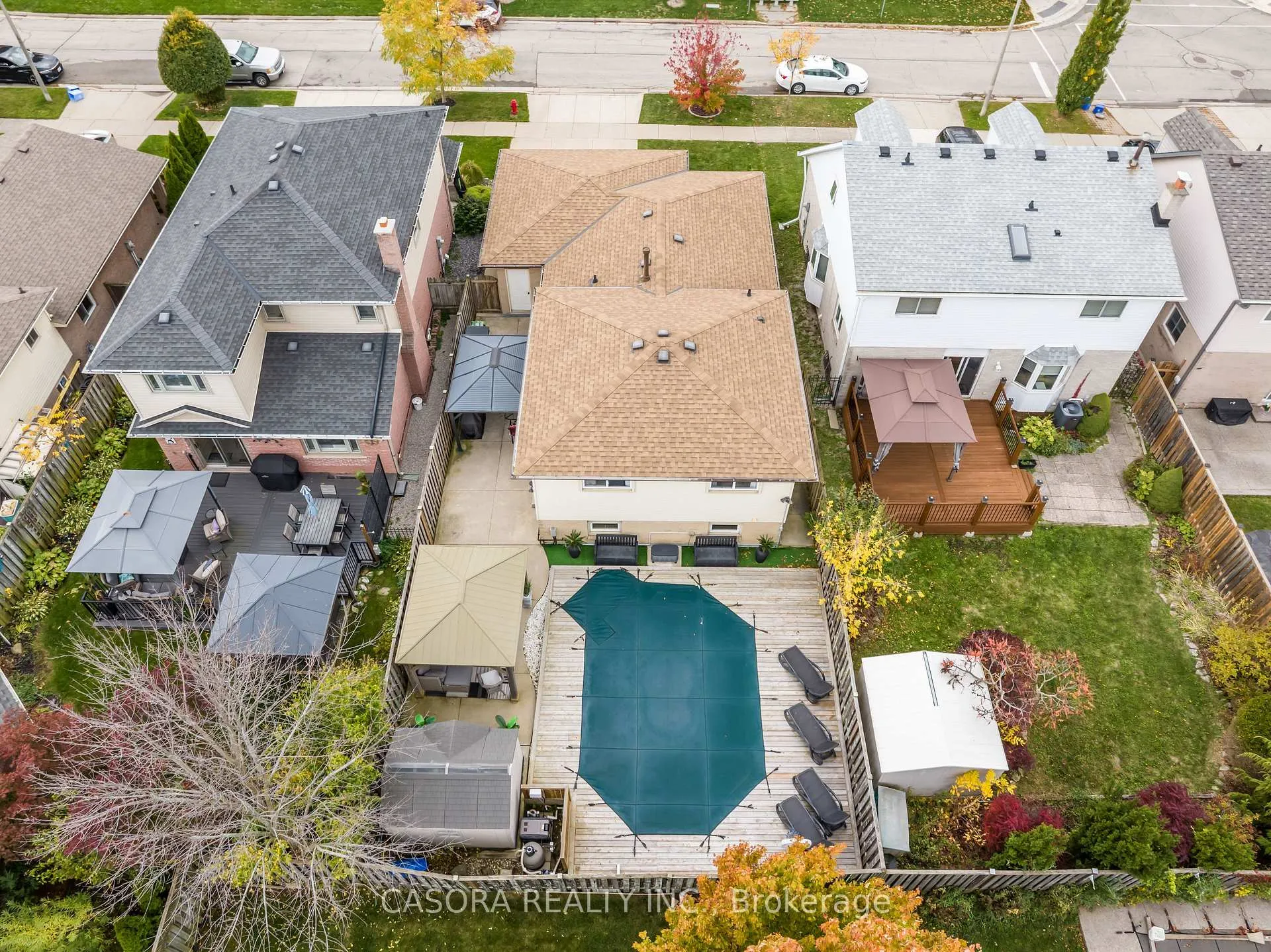Photo 44 of 42 Sutton Court, Hamilton, Stoney Creek Mountain — HOMEH