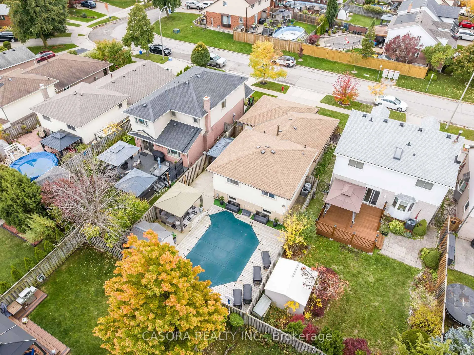 Photo 45 of 42 Sutton Court, Hamilton, Stoney Creek Mountain — HOMEH