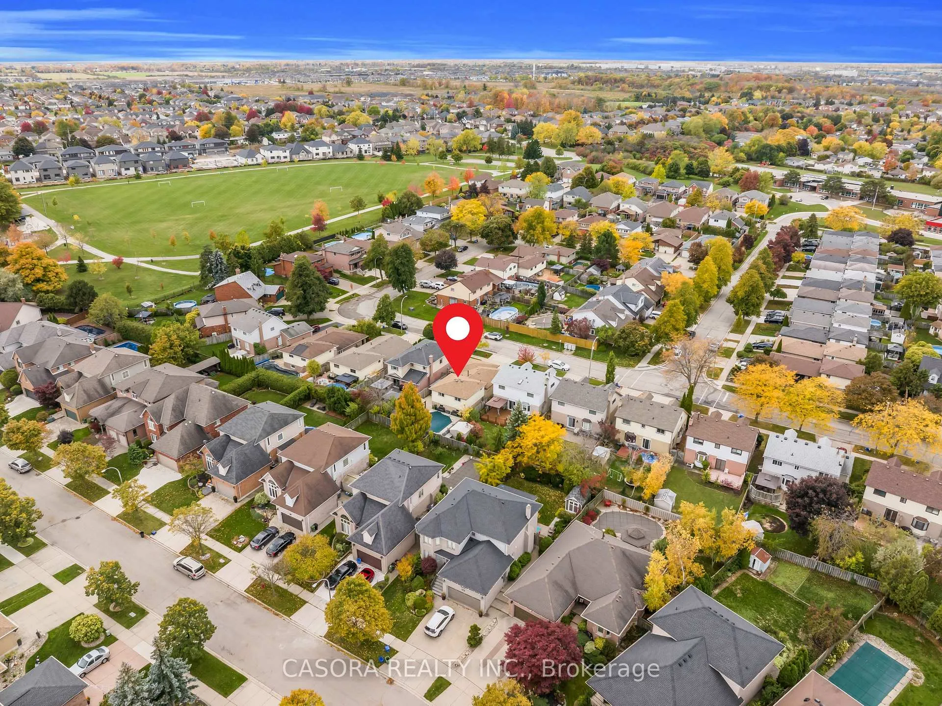 Photo 46 of 42 Sutton Court, Hamilton, Stoney Creek Mountain — HOMEH