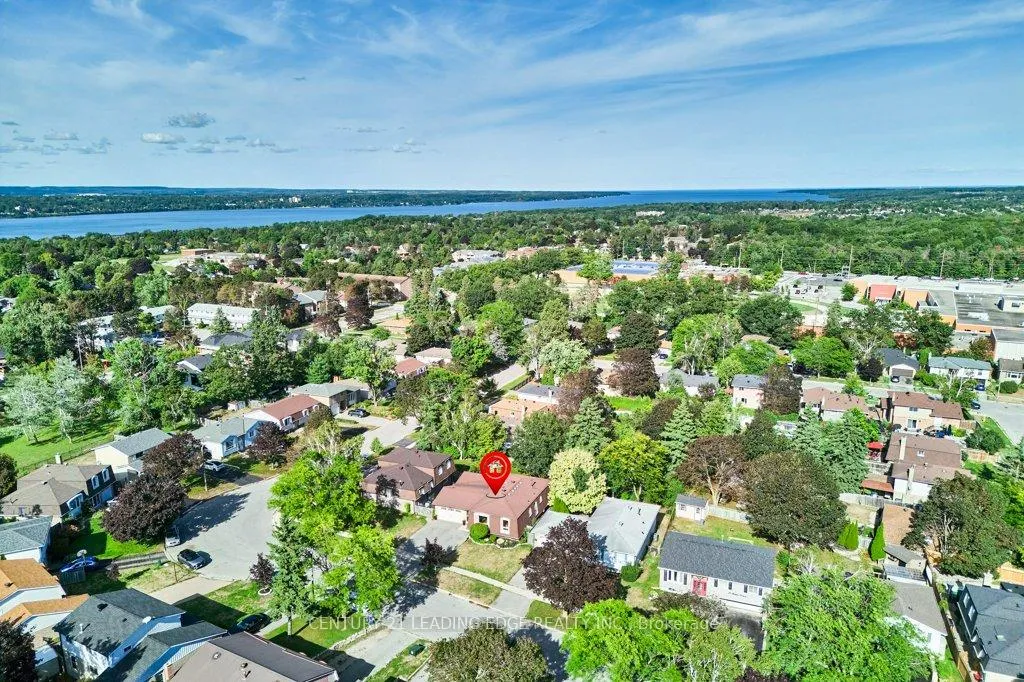 Photo 49 of 25 Eileen Drive, Barrie, Allandale Heights — HOMEH