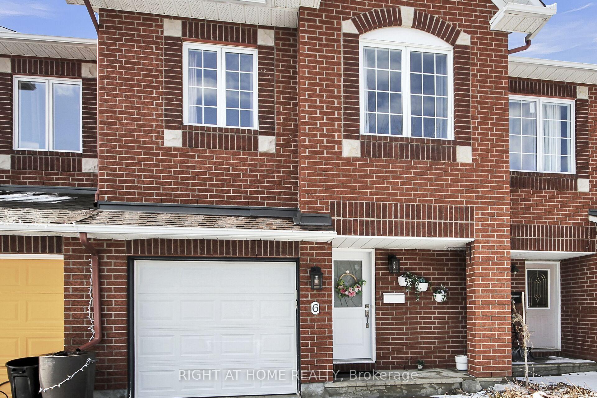 Photo 2 of 6 Watts Street, Ottawa, Barrhaven - Longfields — HOMEH