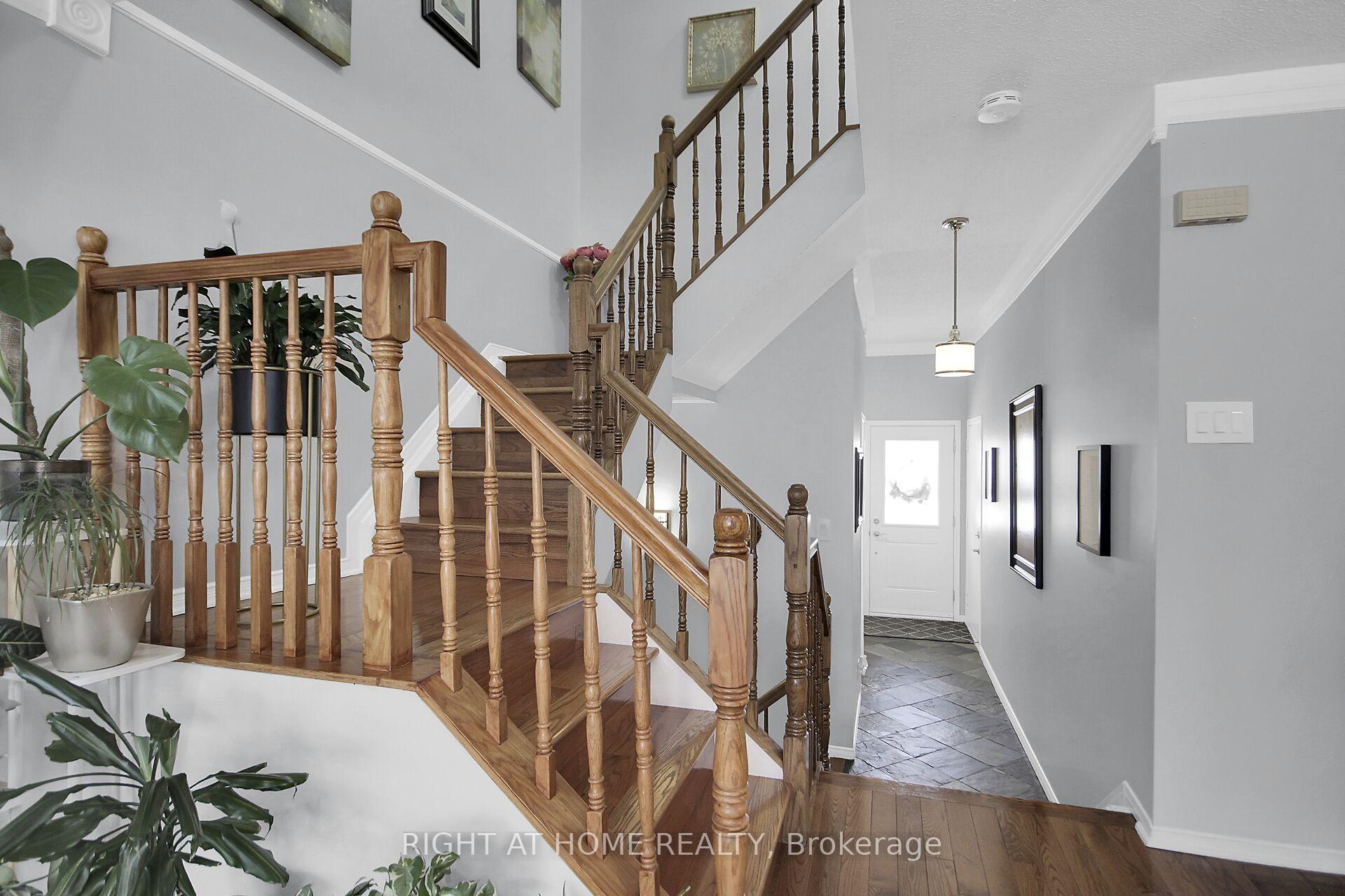 Photo 5 of 6 Watts Street, Ottawa, Barrhaven - Longfields — HOMEH