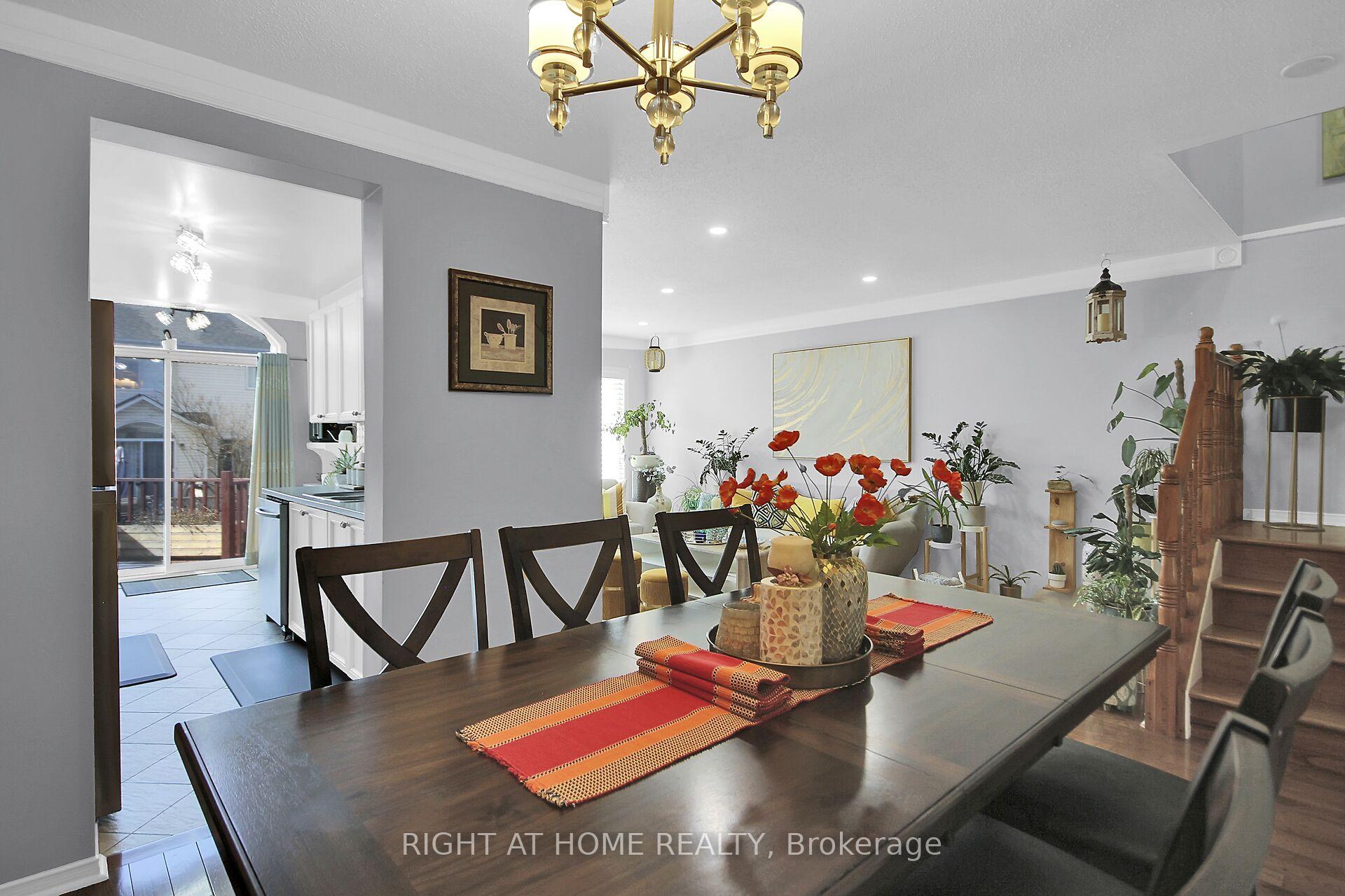 Photo 12 of 6 Watts Street, Ottawa, Barrhaven - Longfields — HOMEH