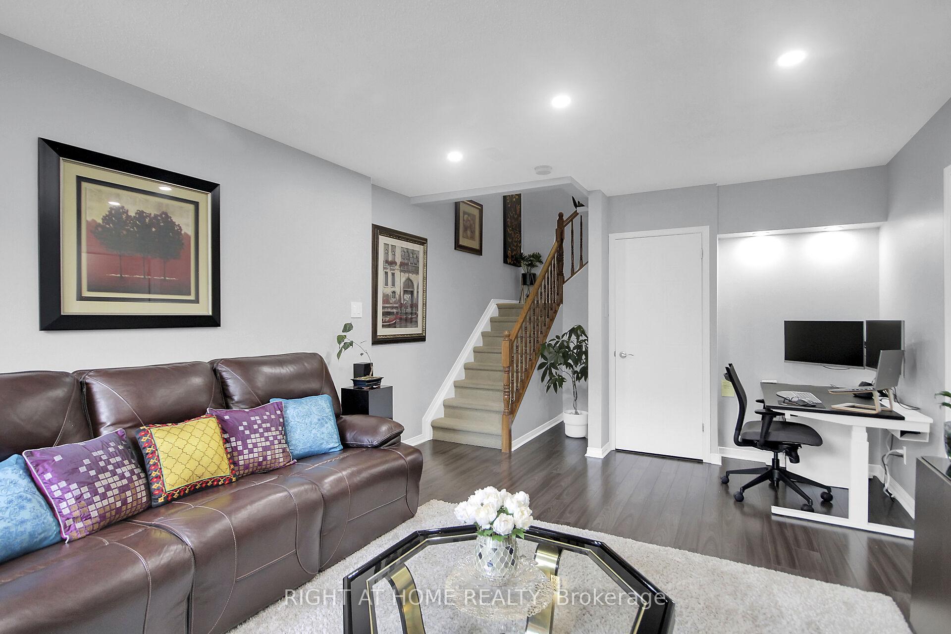 Photo 33 of 6 Watts Street, Ottawa, Barrhaven - Longfields — HOMEH