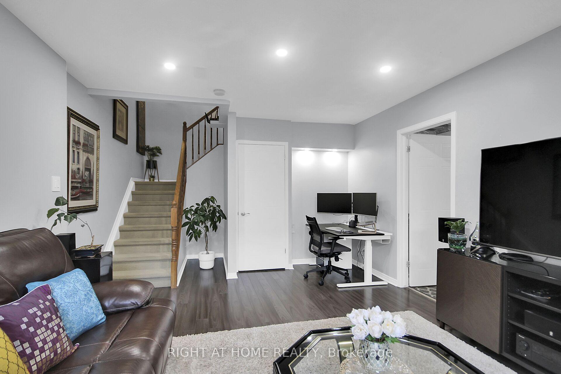 Photo 38 of 6 Watts Street, Ottawa, Barrhaven - Longfields — HOMEH